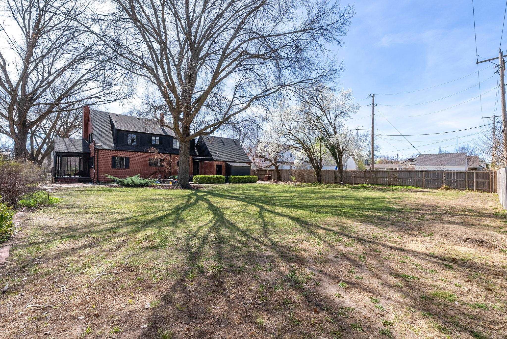 40 E Norfolk Drive Eastborough KS 67206