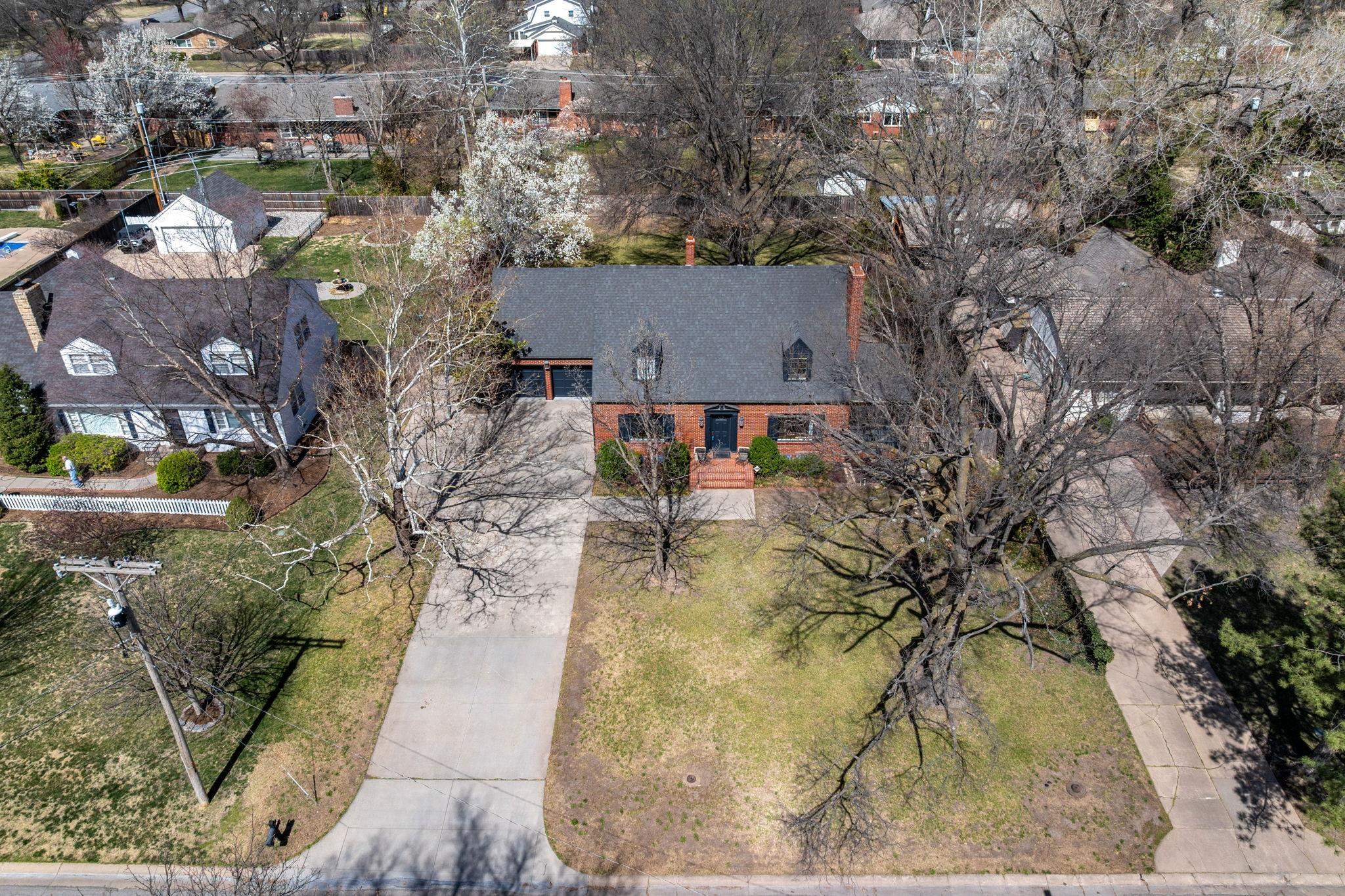 40 E Norfolk Drive Eastborough KS 67206