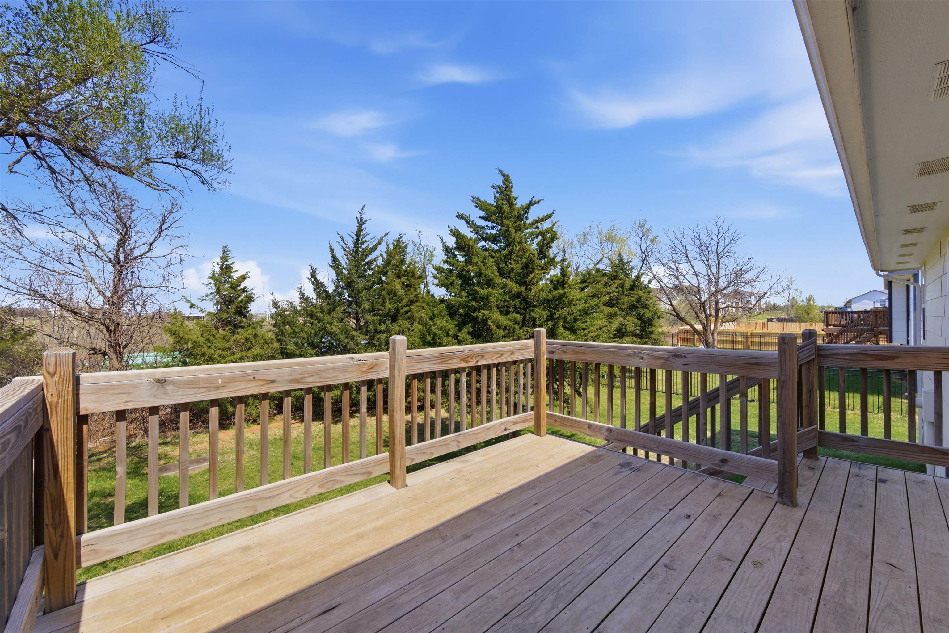 516 E Shade Andover KS 67002