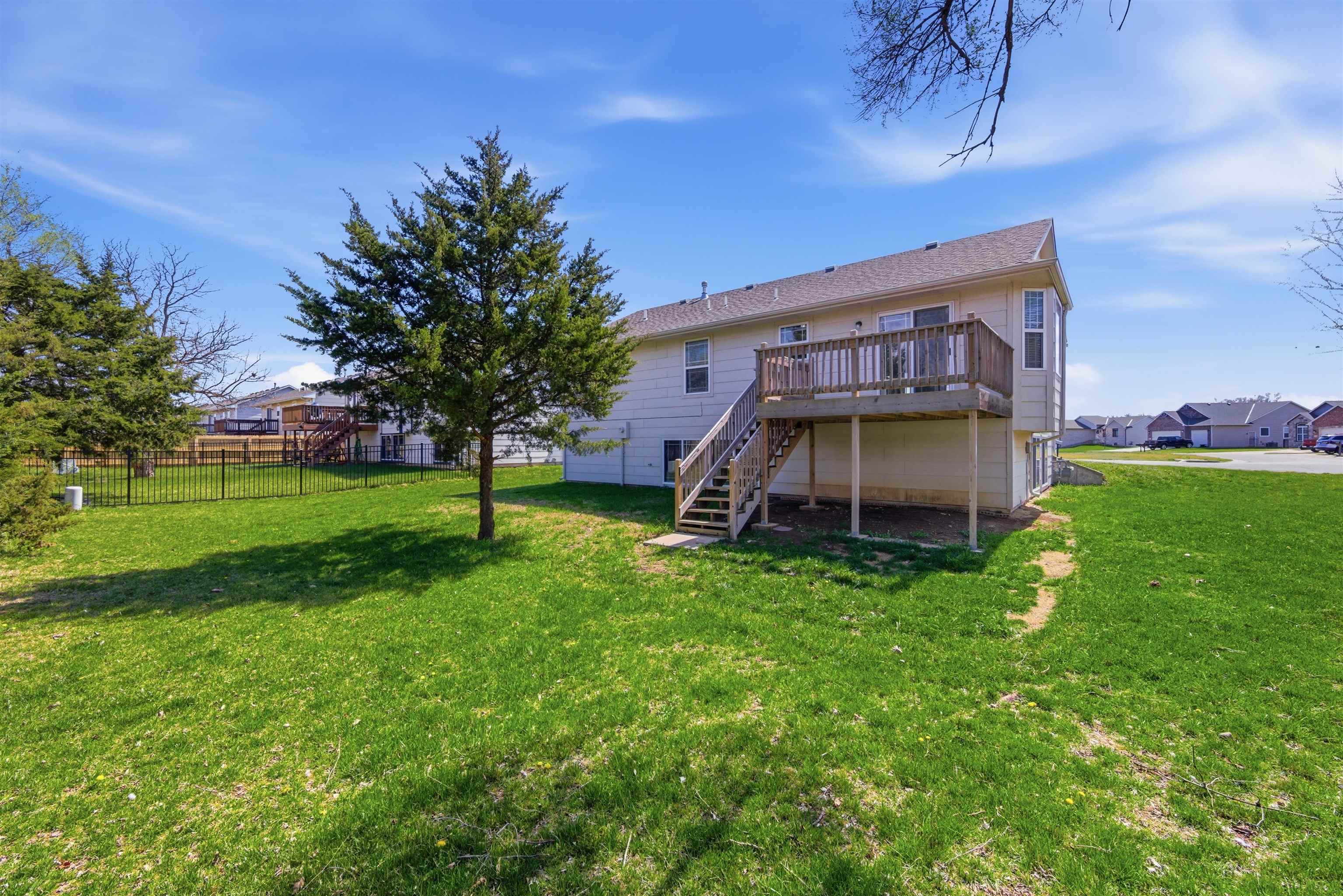 516 E Shade Andover KS 67002