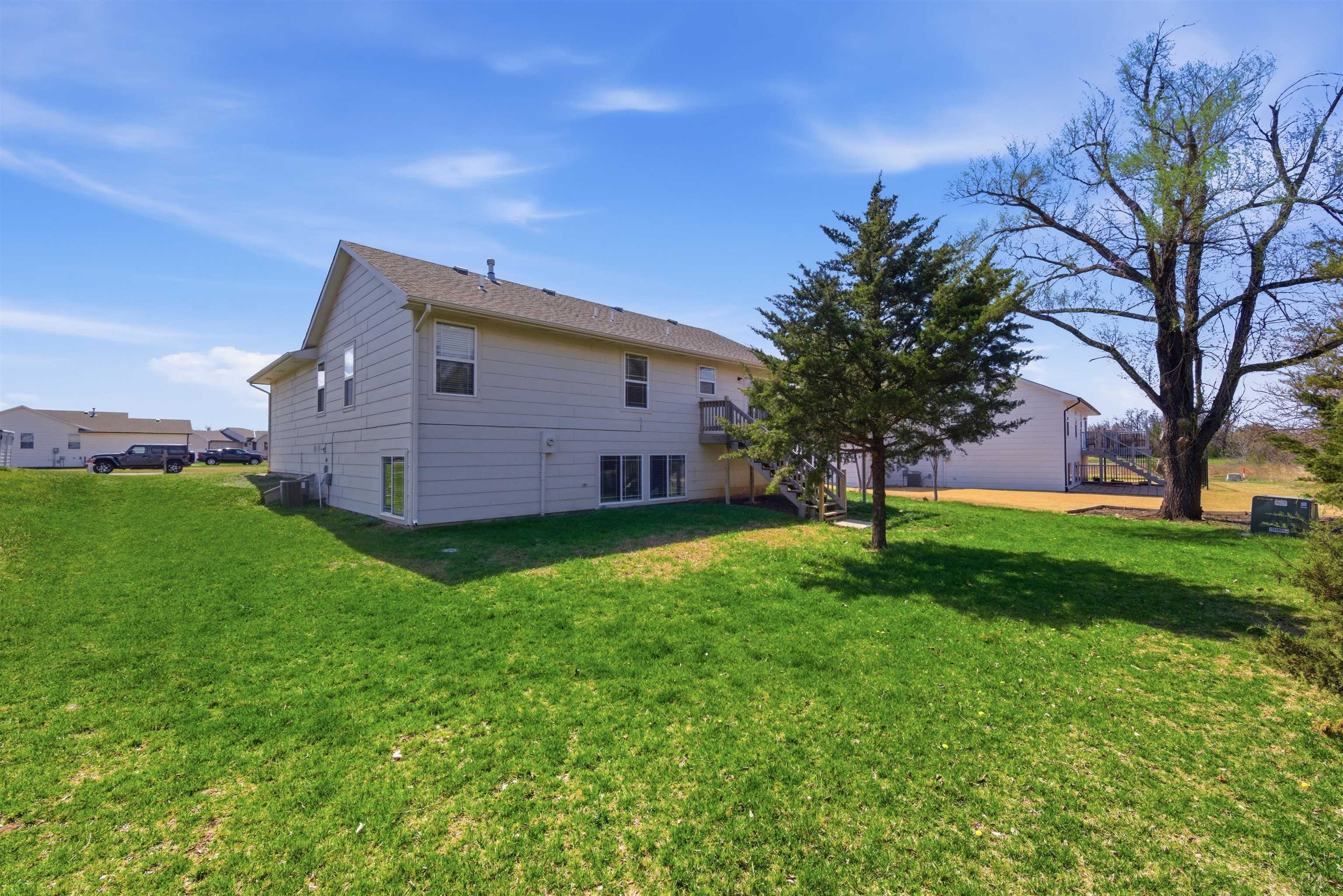 516 E Shade Andover KS 67002