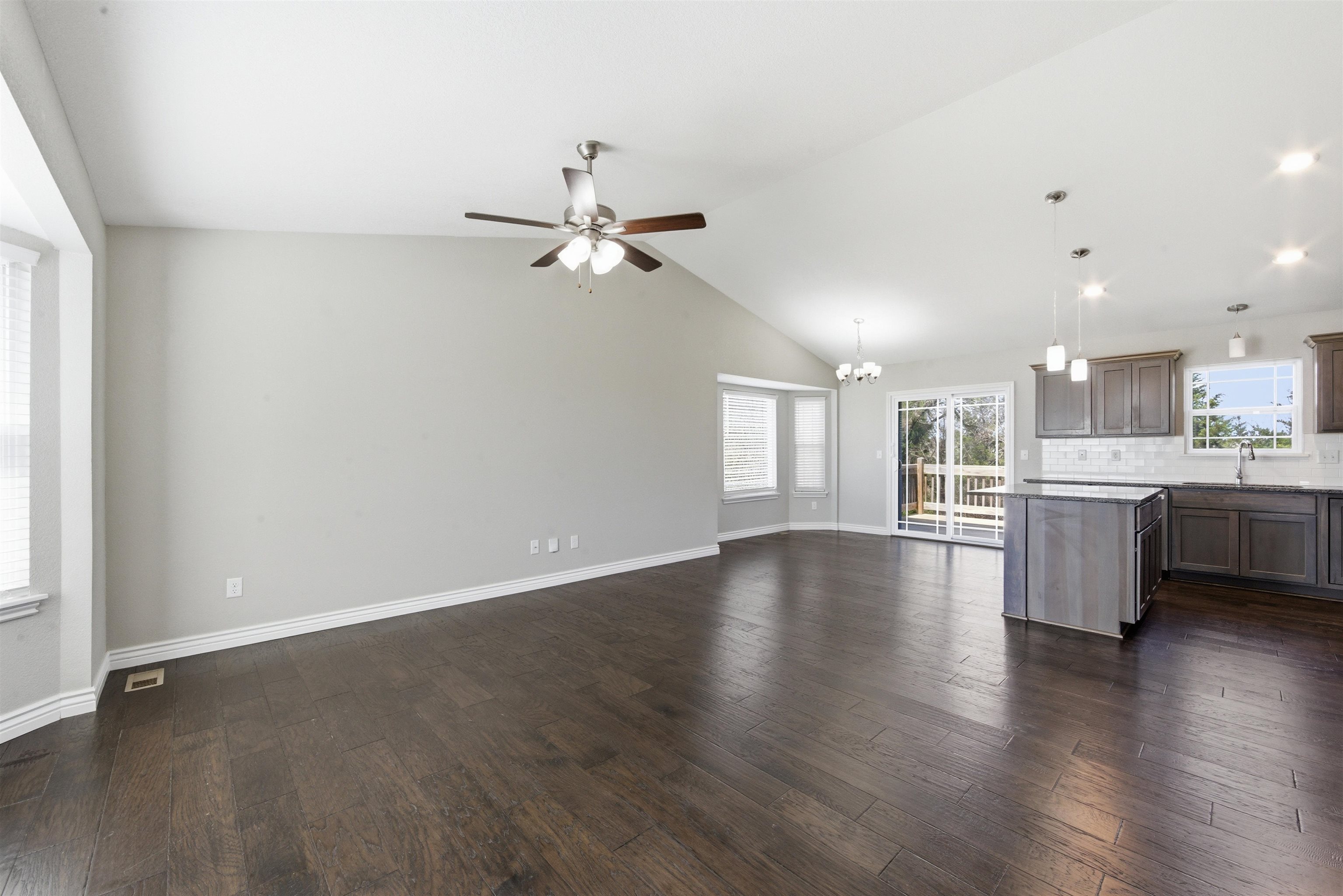 516 E Shade Andover KS 67002