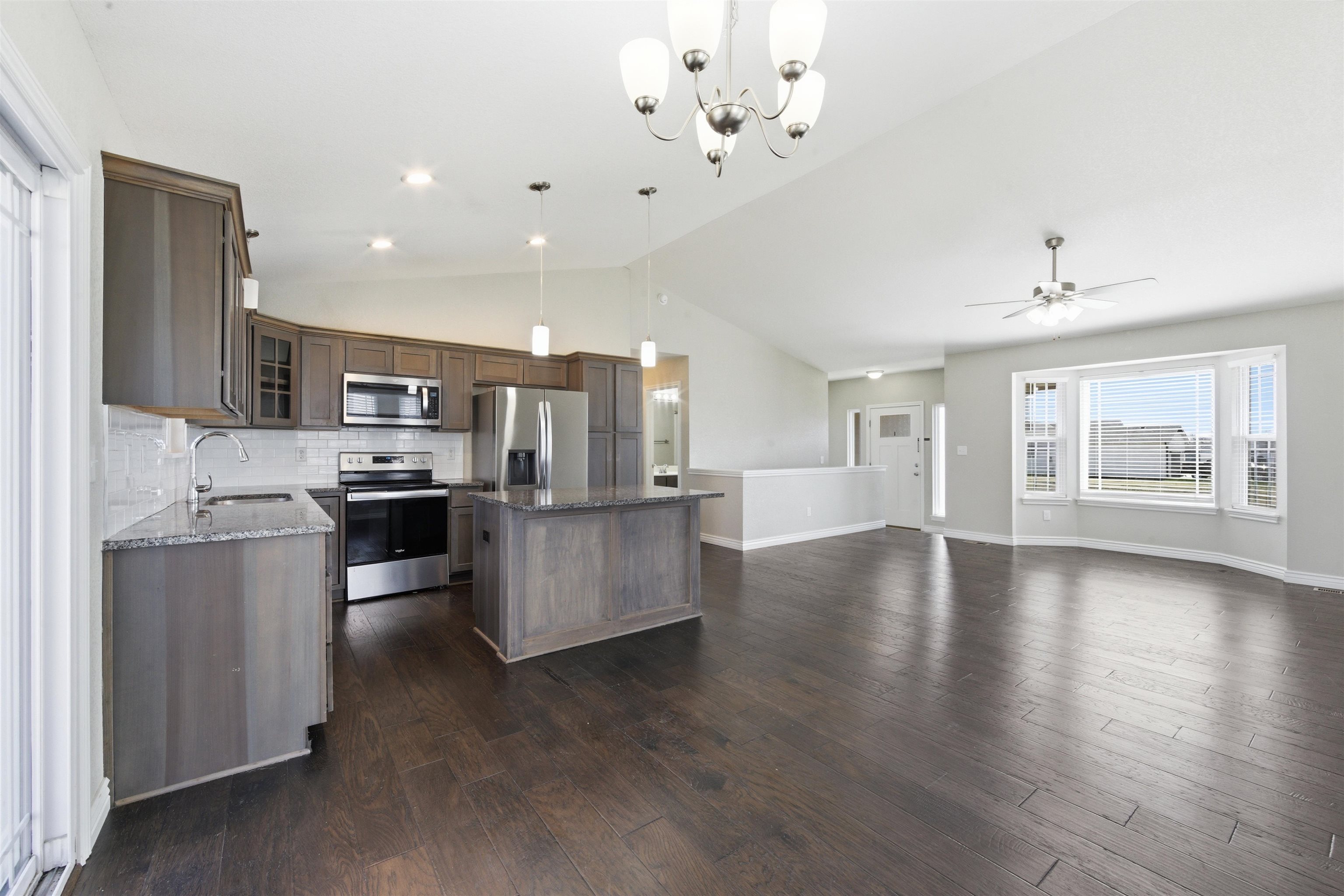516 E Shade Andover KS 67002