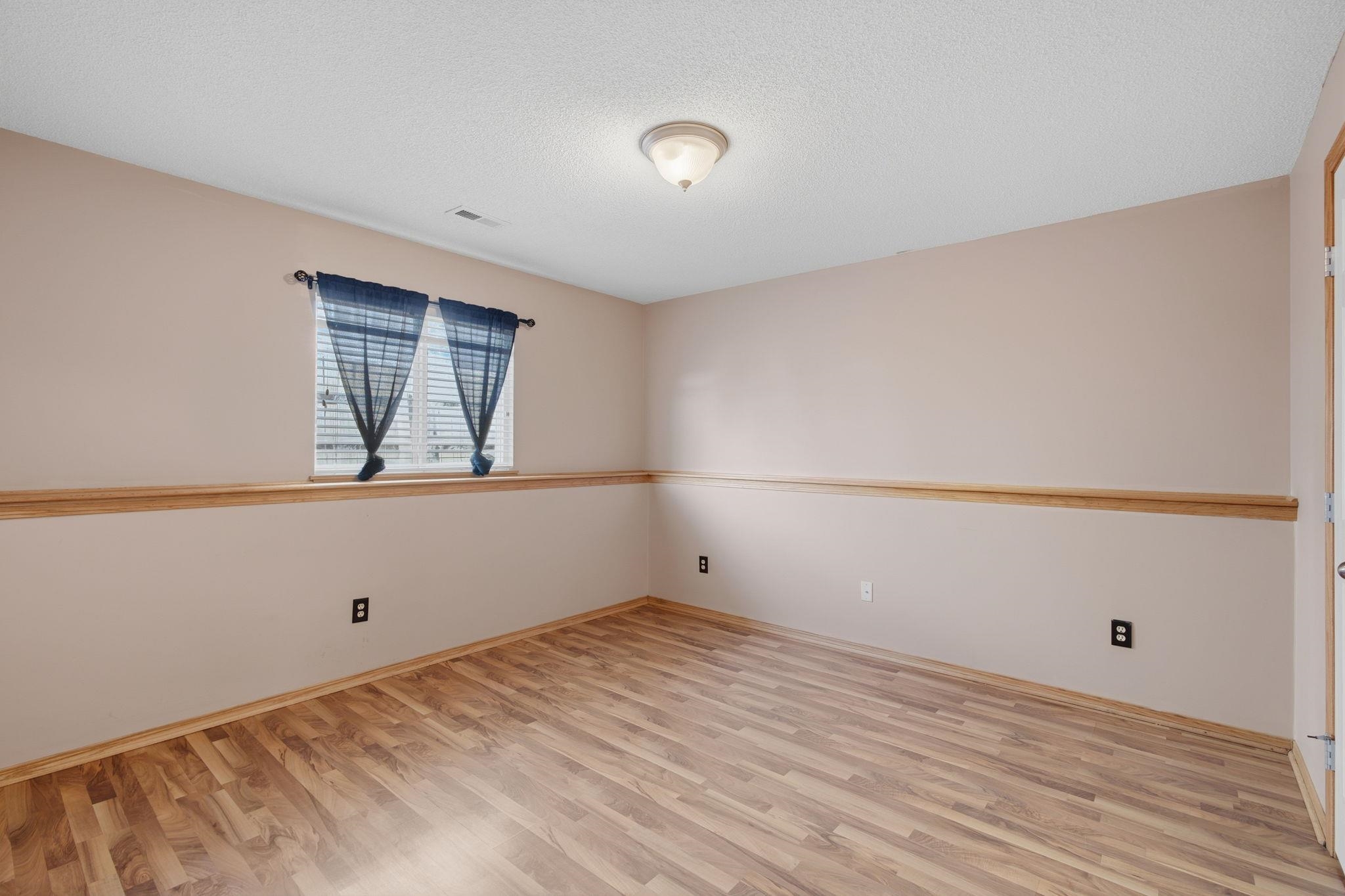 4426 E Falcon Street Wichita KS 67220-1776