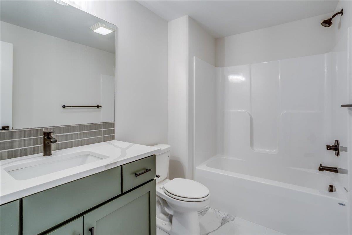 4455 N Grey Meadows Street Maize KS 67101