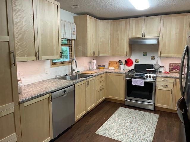 1305 Trinity Drive Newton KS 67114