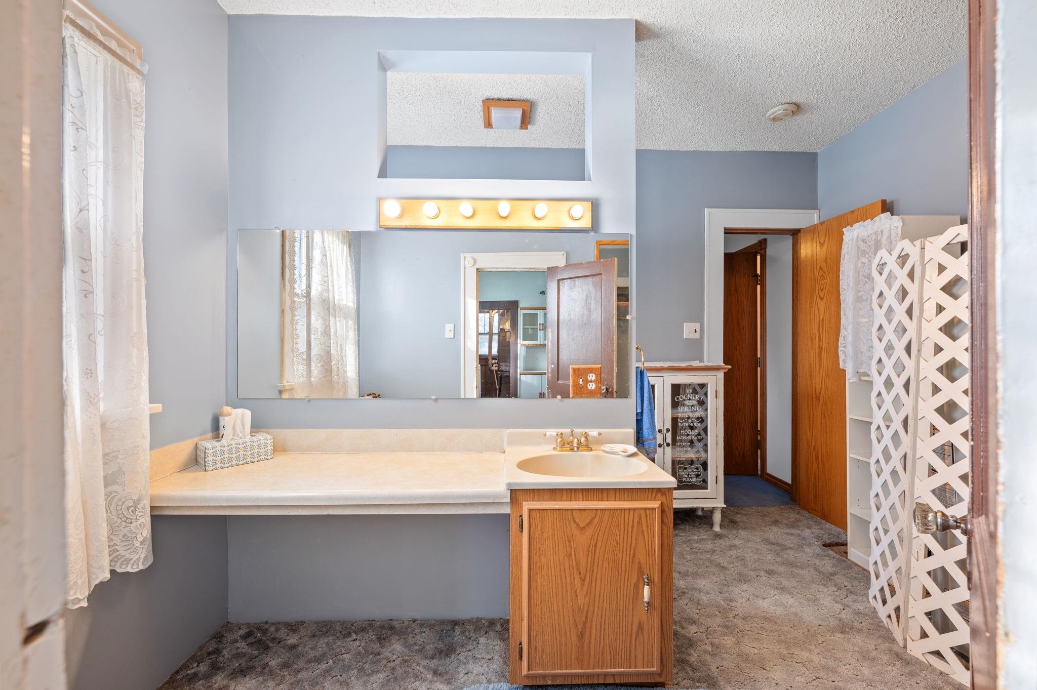 8106 S Sandhill Road Burrton KS 67020