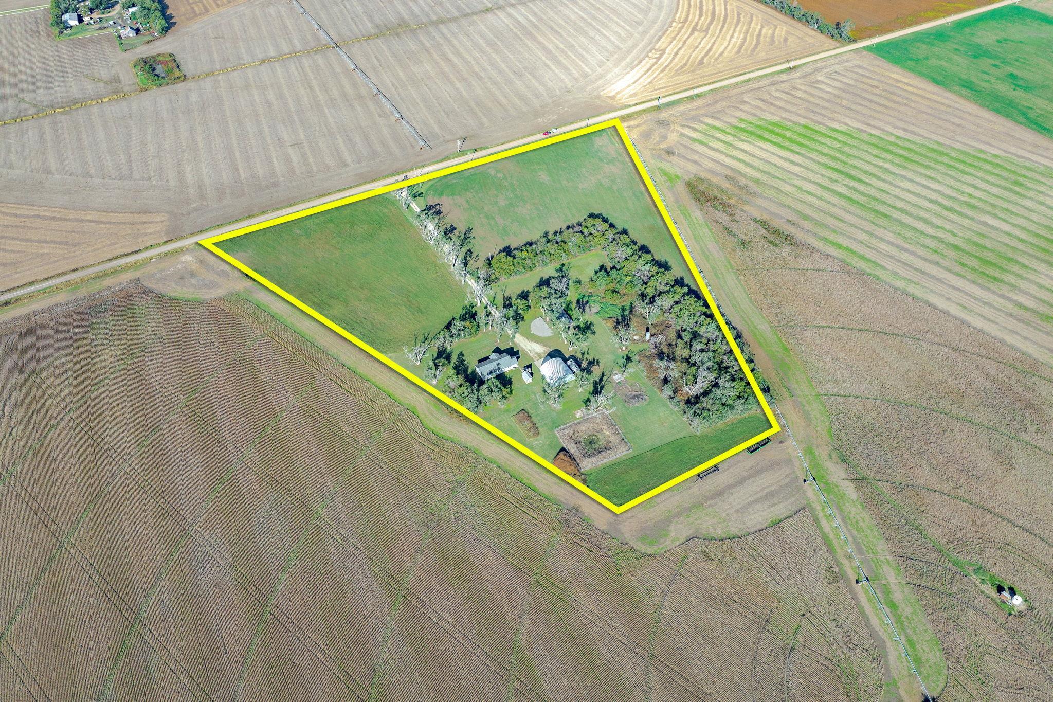 8106 S Sandhill Road Burrton KS 67020