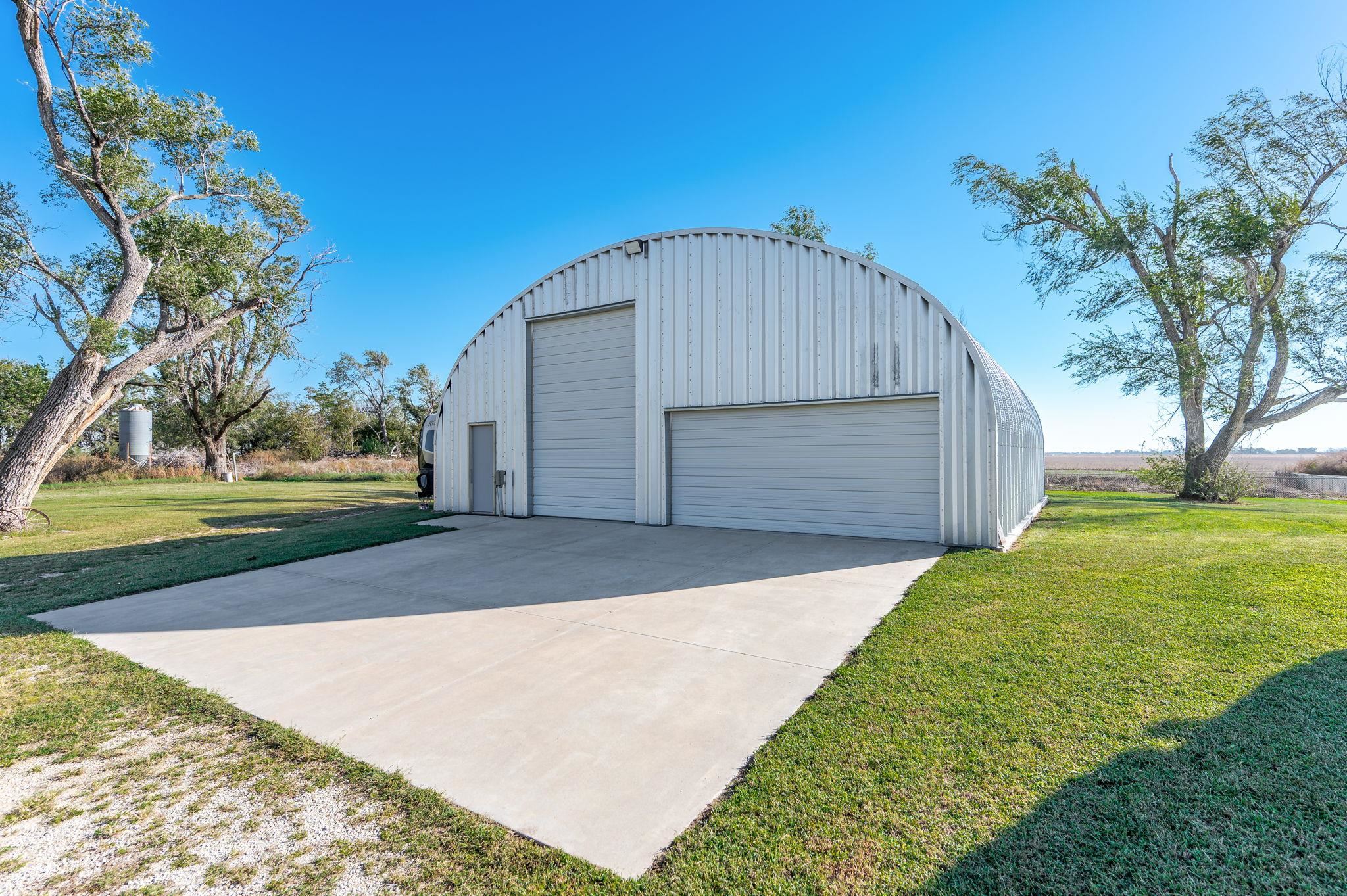 8106 S Sandhill Road Burrton KS 67020