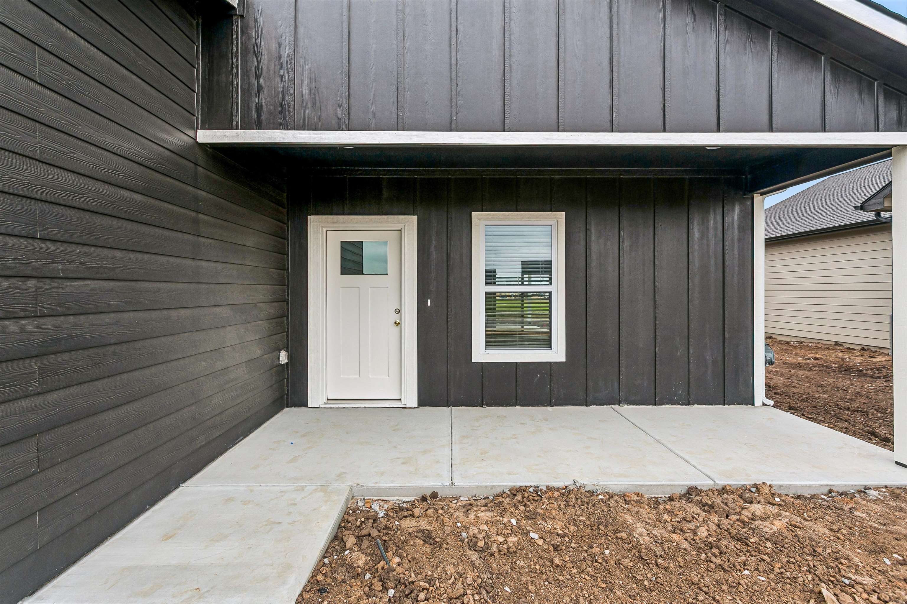 1566 N Emerald Valley Drive Mulvane KS 67110