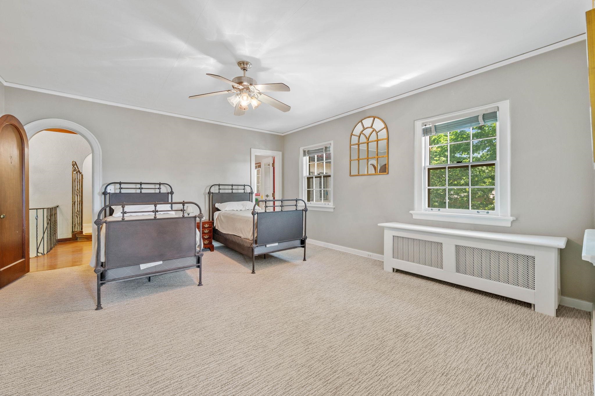 334 N Crestway Wichita KS 67208