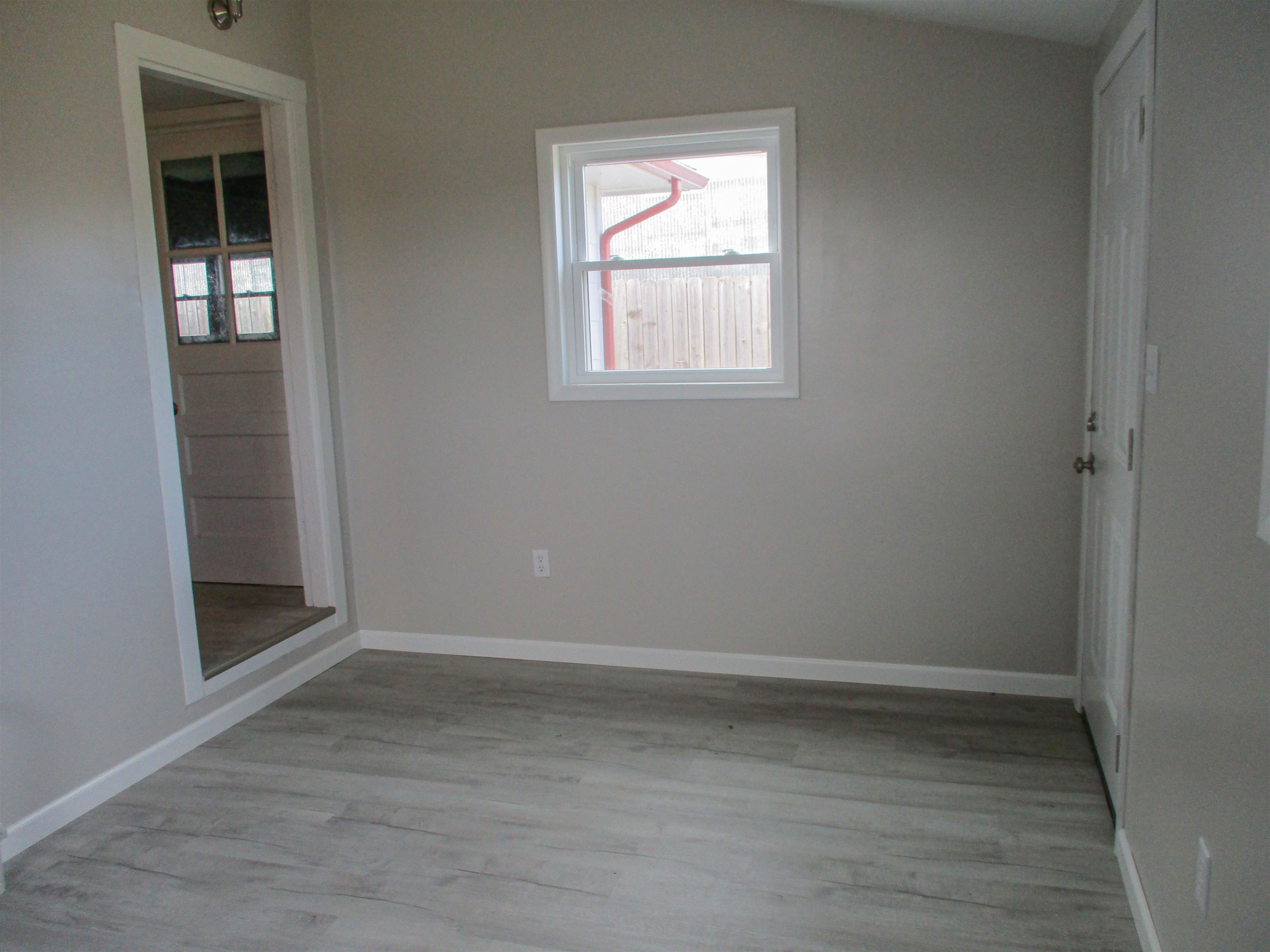 3206 W Macarthur Road Wichita KS 67217