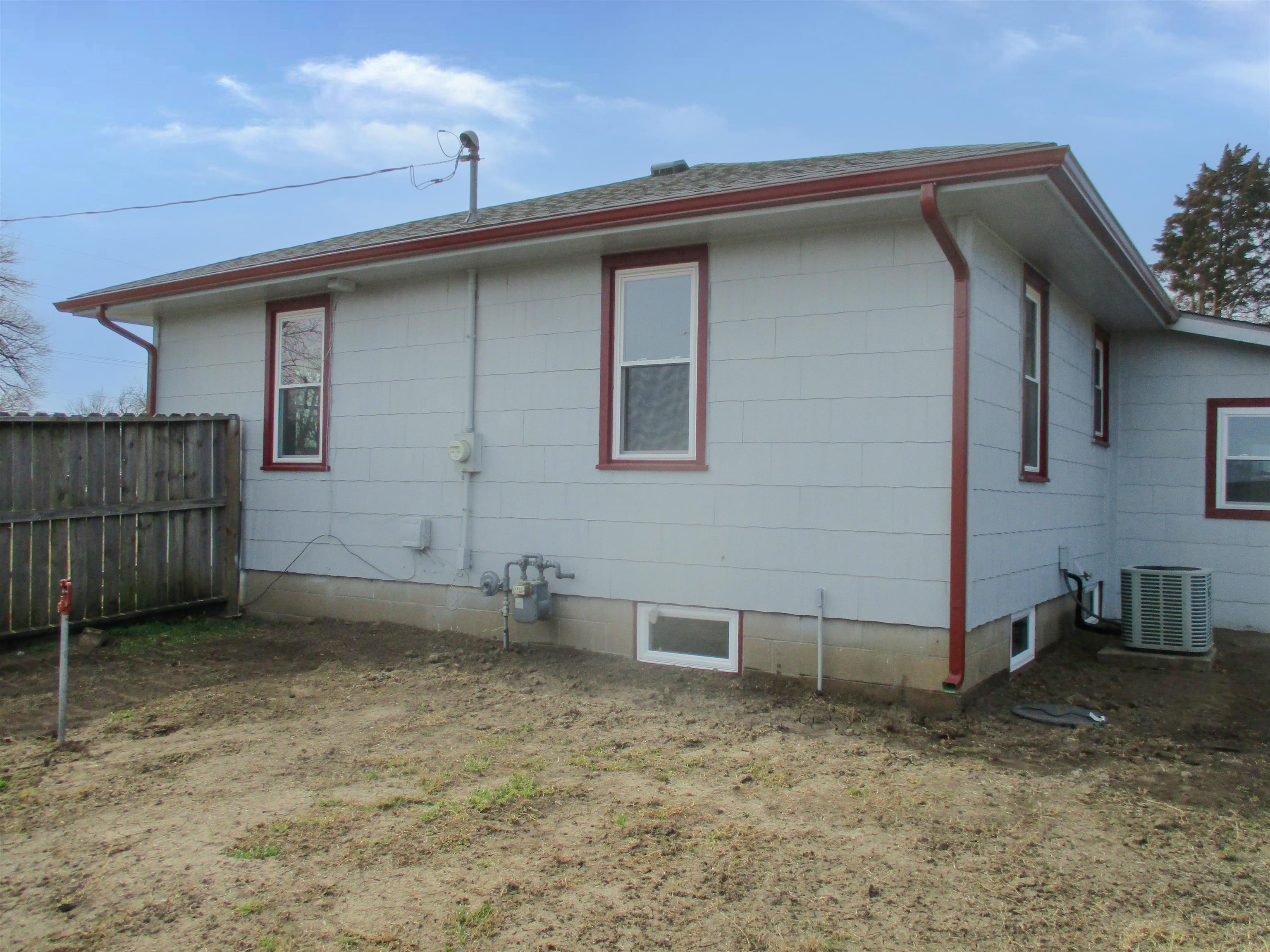 3206 W Macarthur Road Wichita KS 67217