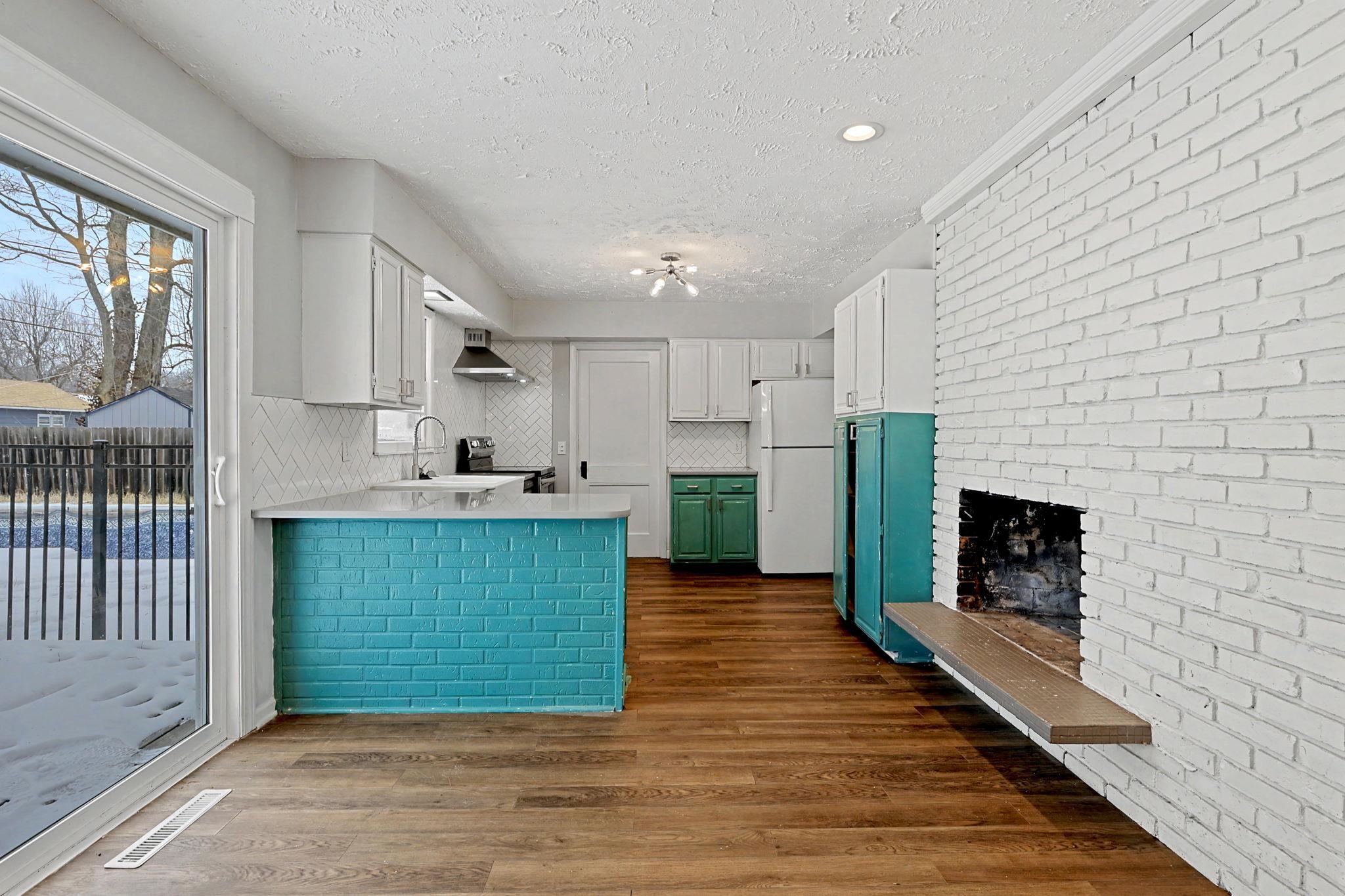 526 E Park Lane Street Derby KS 67037