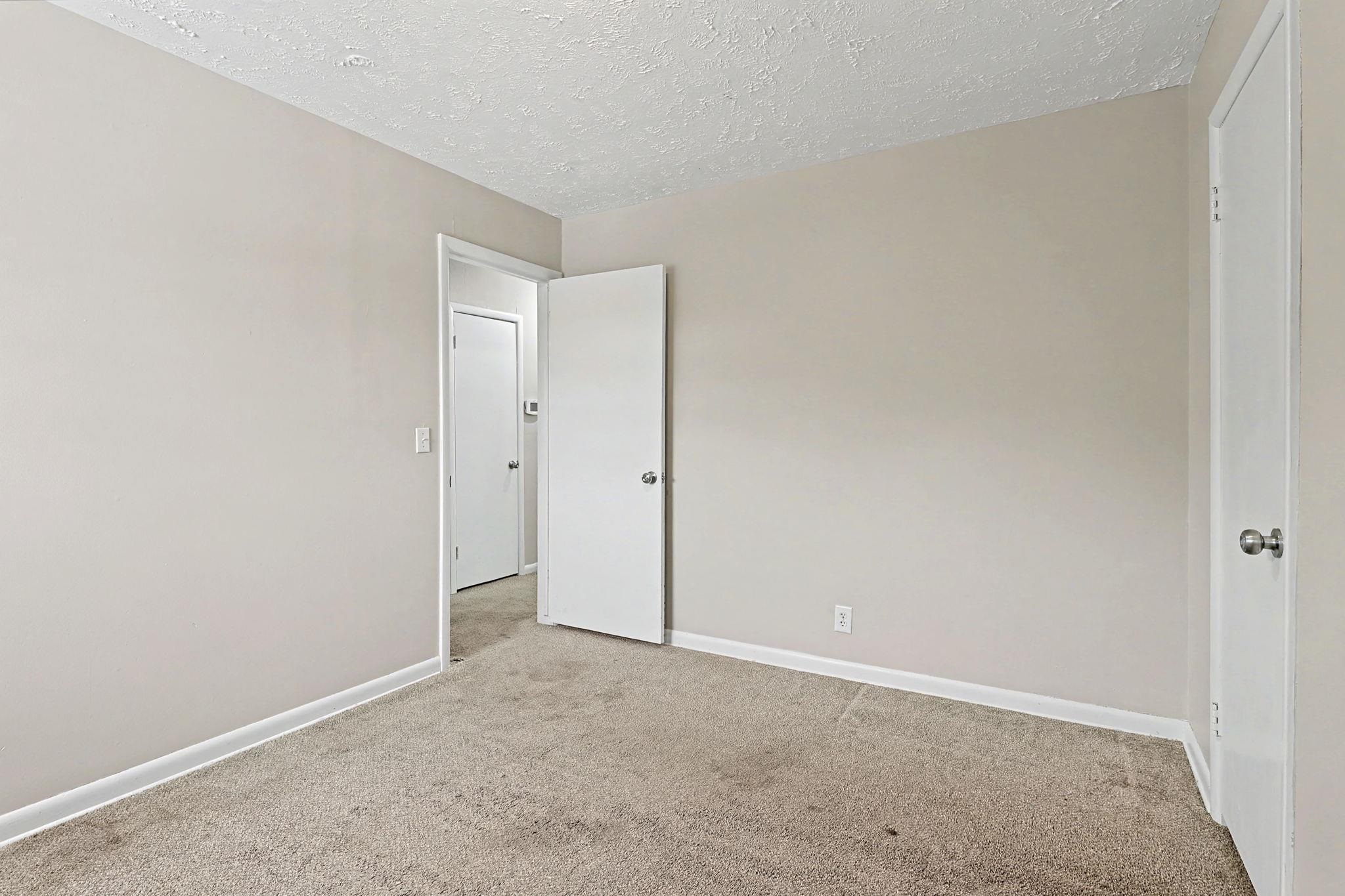 526 E Park Lane Street Derby KS 67037