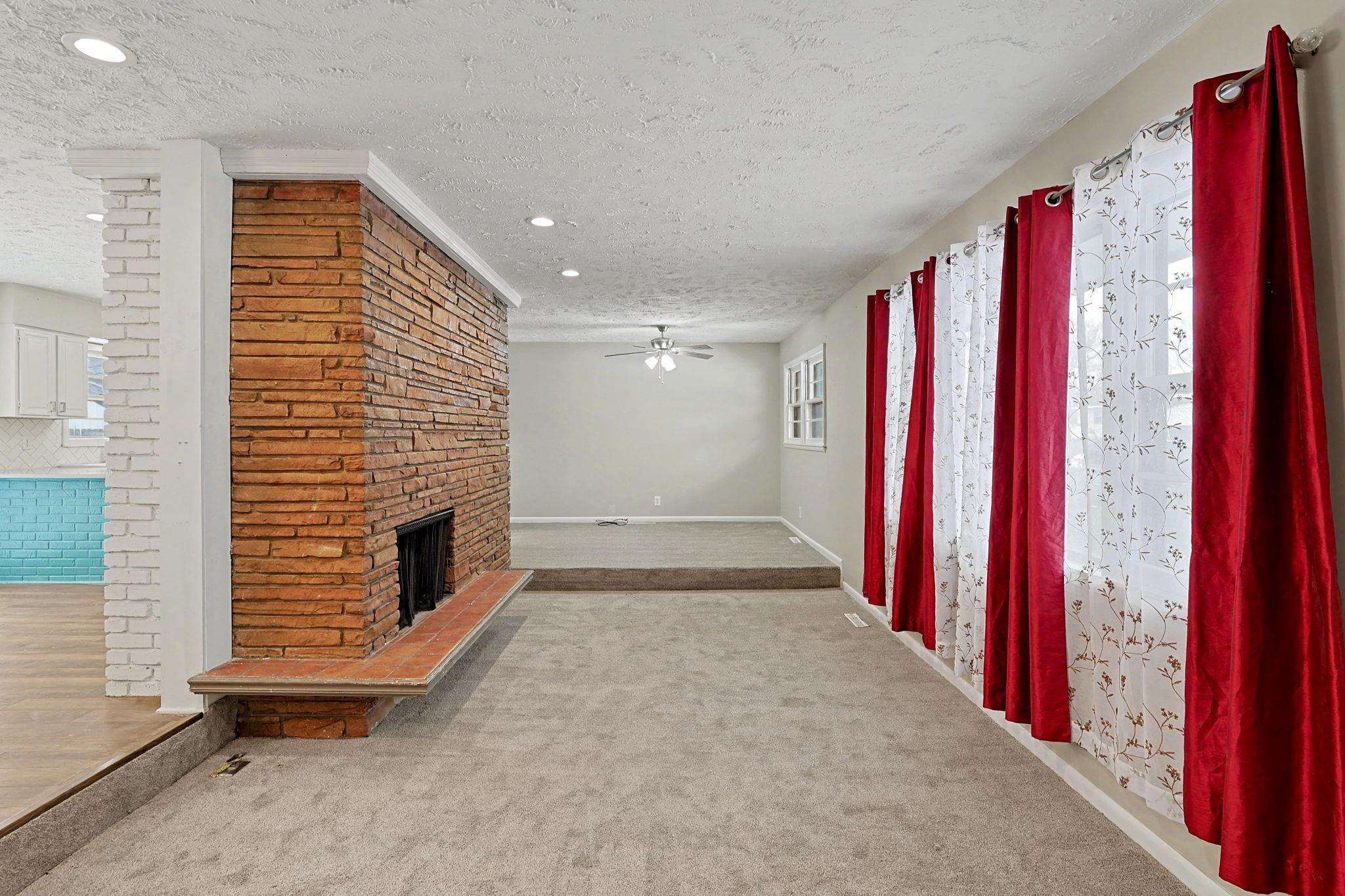 526 E Park Lane Street Derby KS 67037