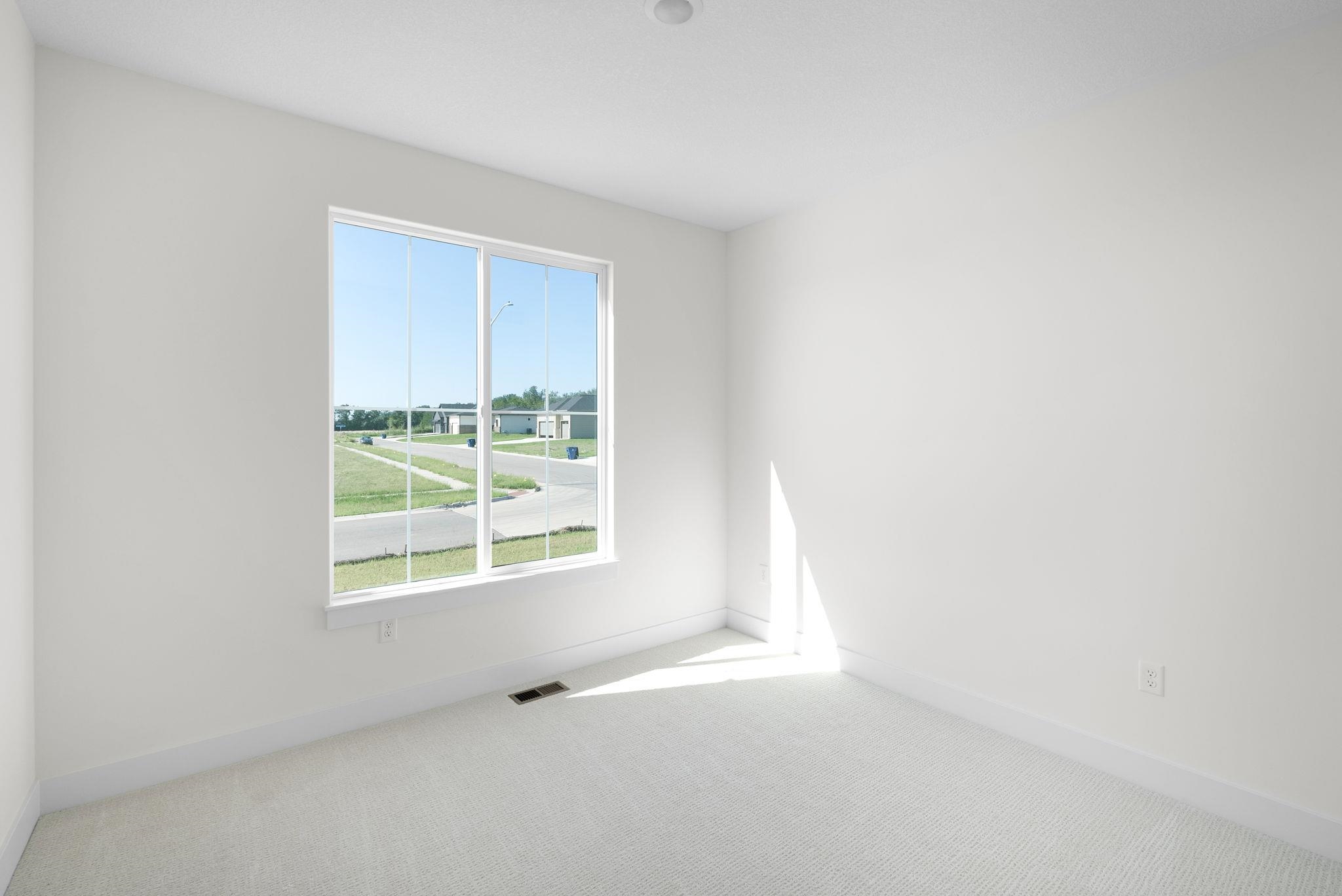 1230 W Ravendale Lane Goddard KS 67052