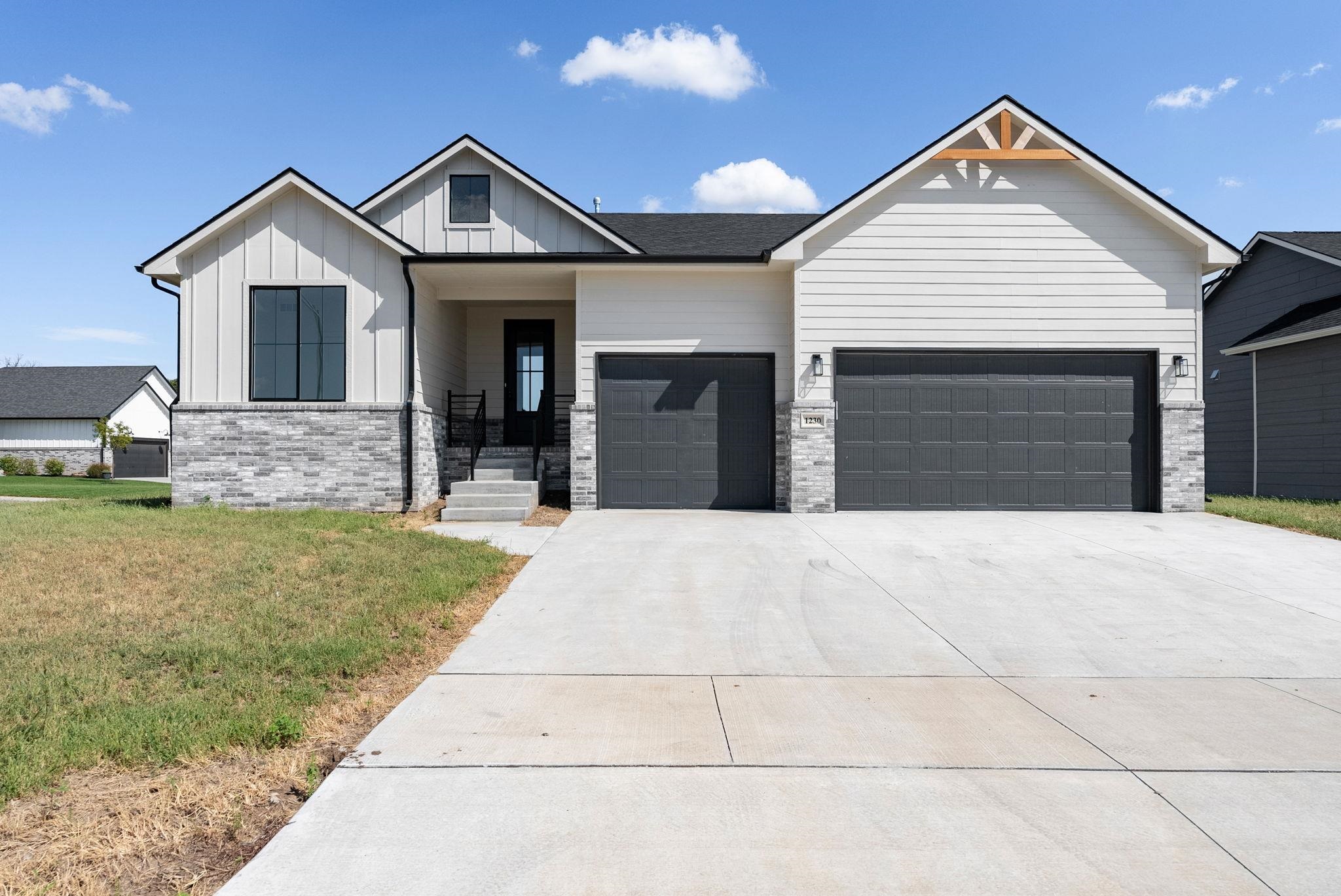1230 W Ravendale Lane Goddard KS 67052