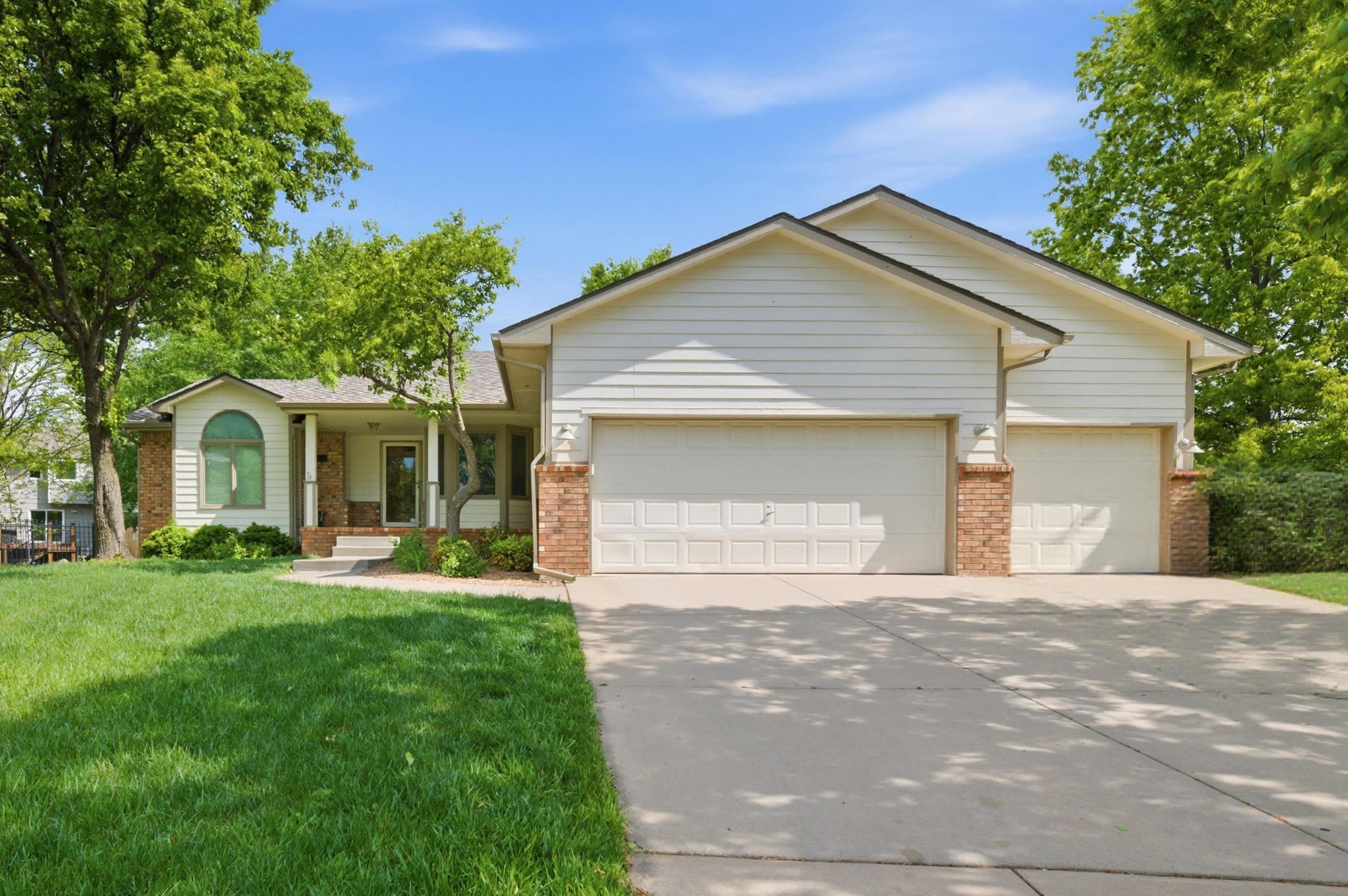 9414 W Sterling Court Wichita KS 67205