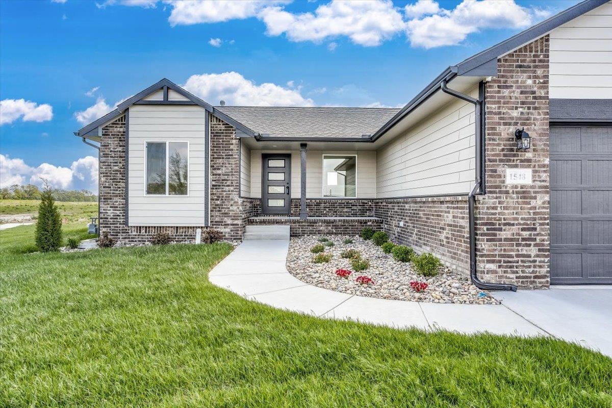 1548 N Quince Court Andover KS 67002