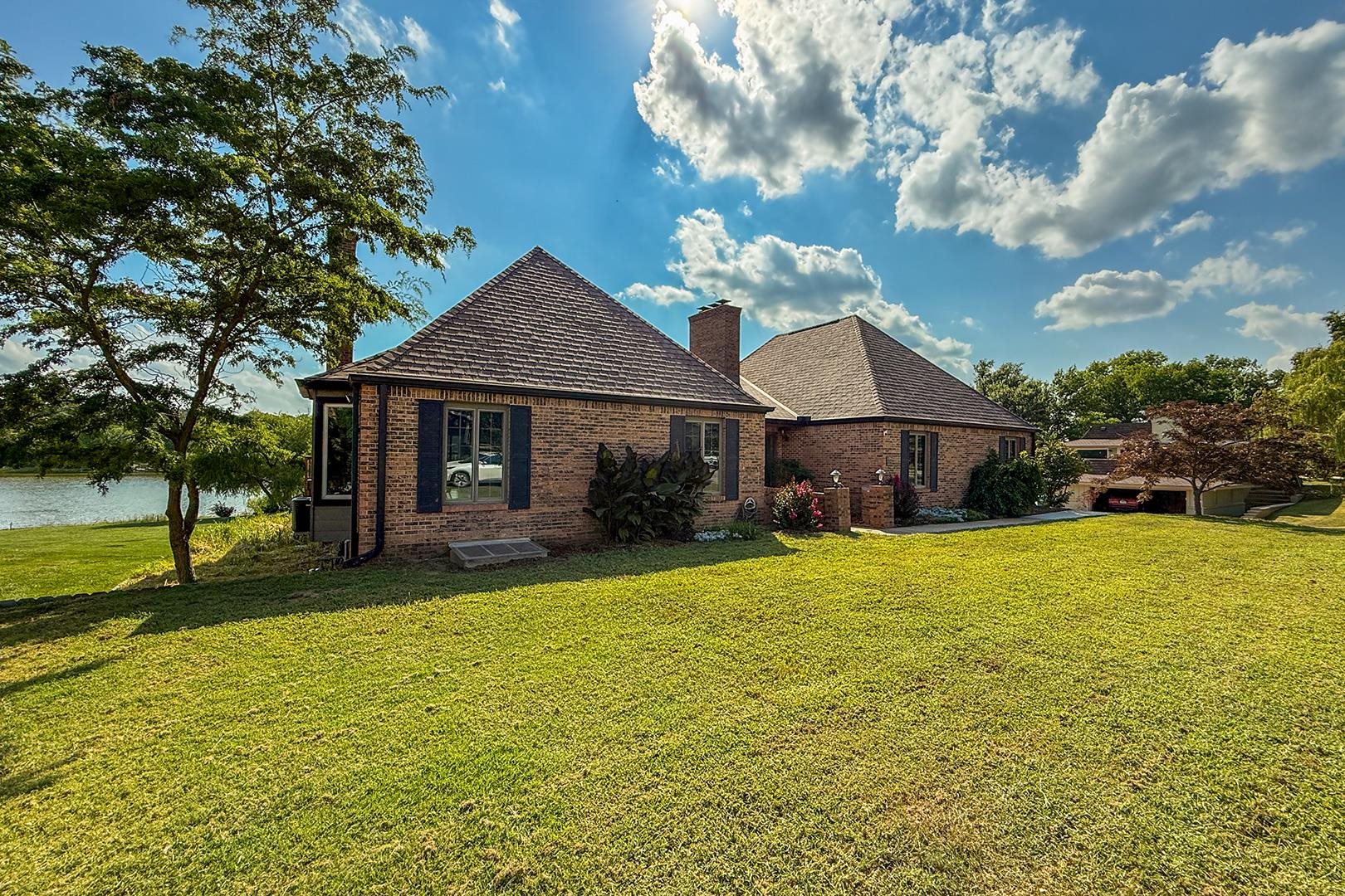 14 N Lakeview Drive Goddard KS 67052