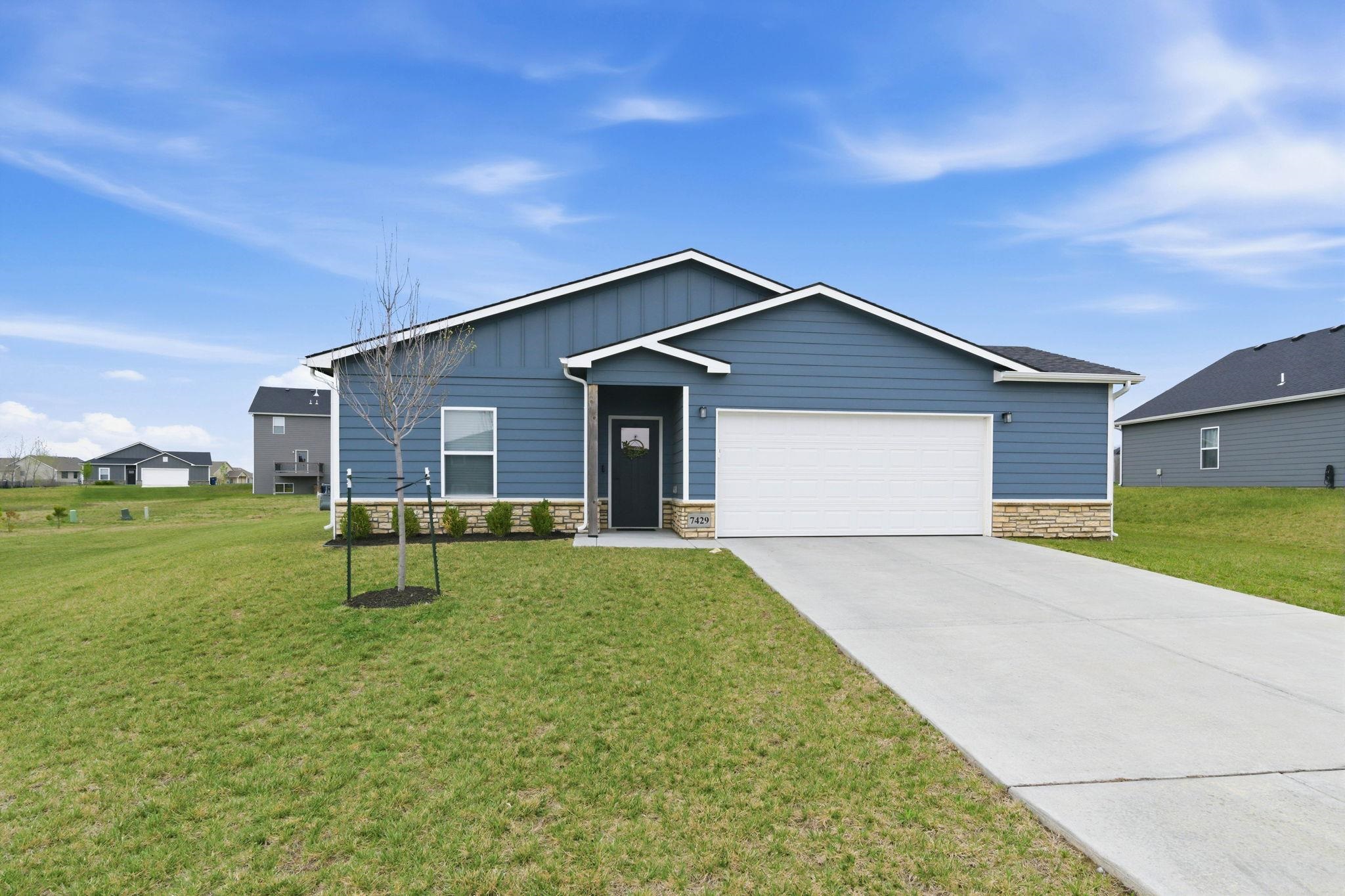 7429 E Pheasant Ridge Street Bel Aire KS 67226