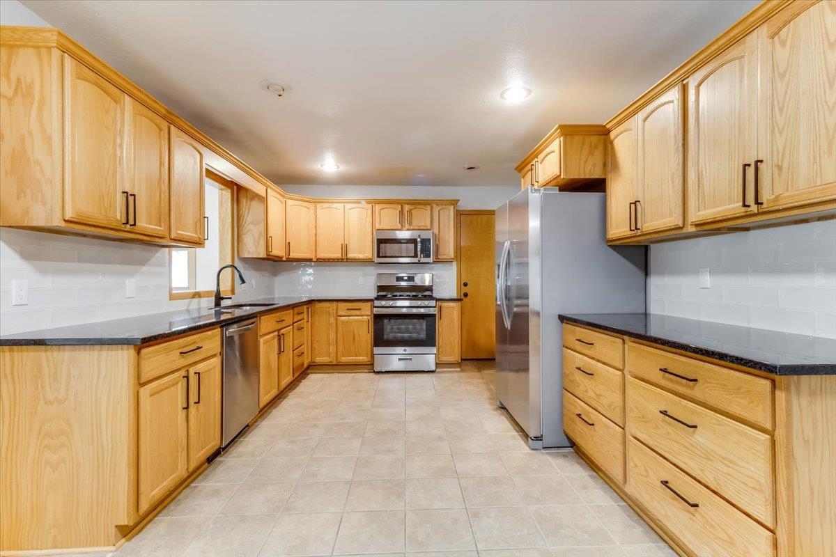 8829 W 9th Street N Wichita KS 67212