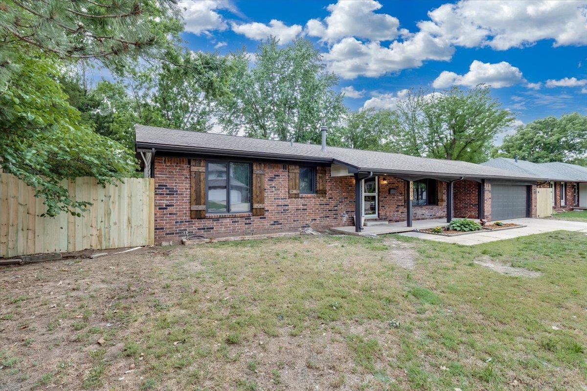 8829 W 9th Street N Wichita KS 67212