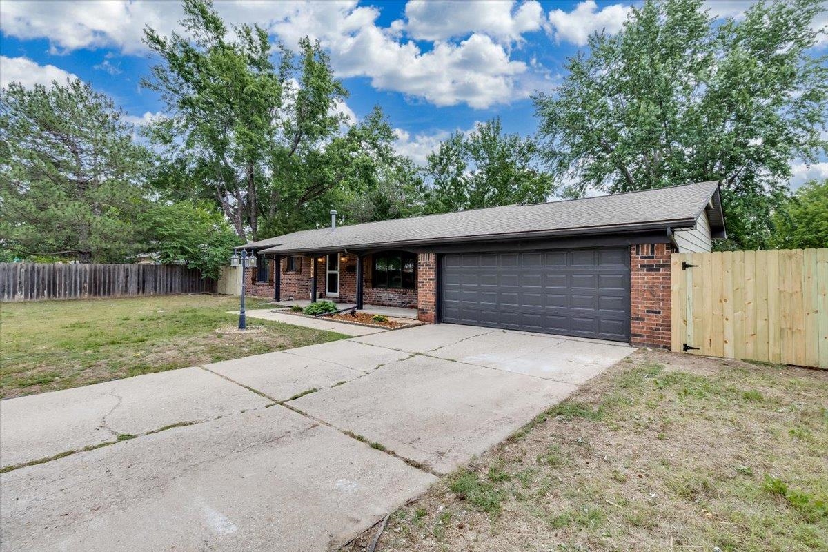 8829 W 9th Street N Wichita KS 67212