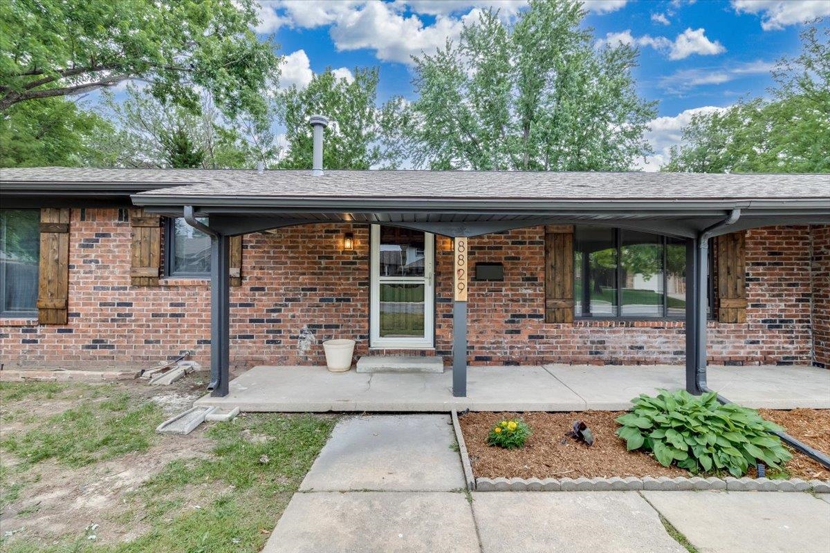 8829 W 9th Street N Wichita KS 67212
