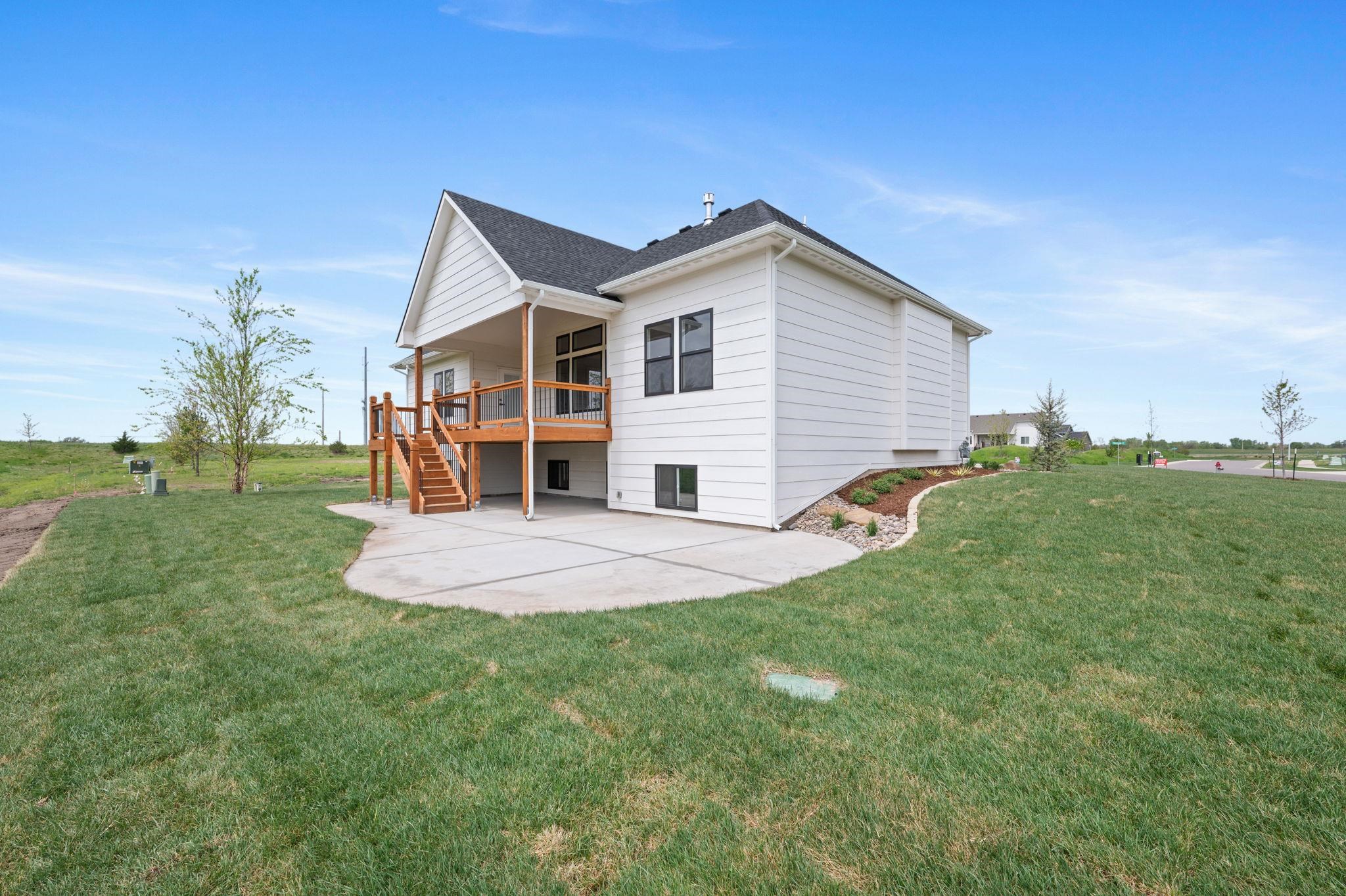 5081 Shoreside Court Maize KS 67101