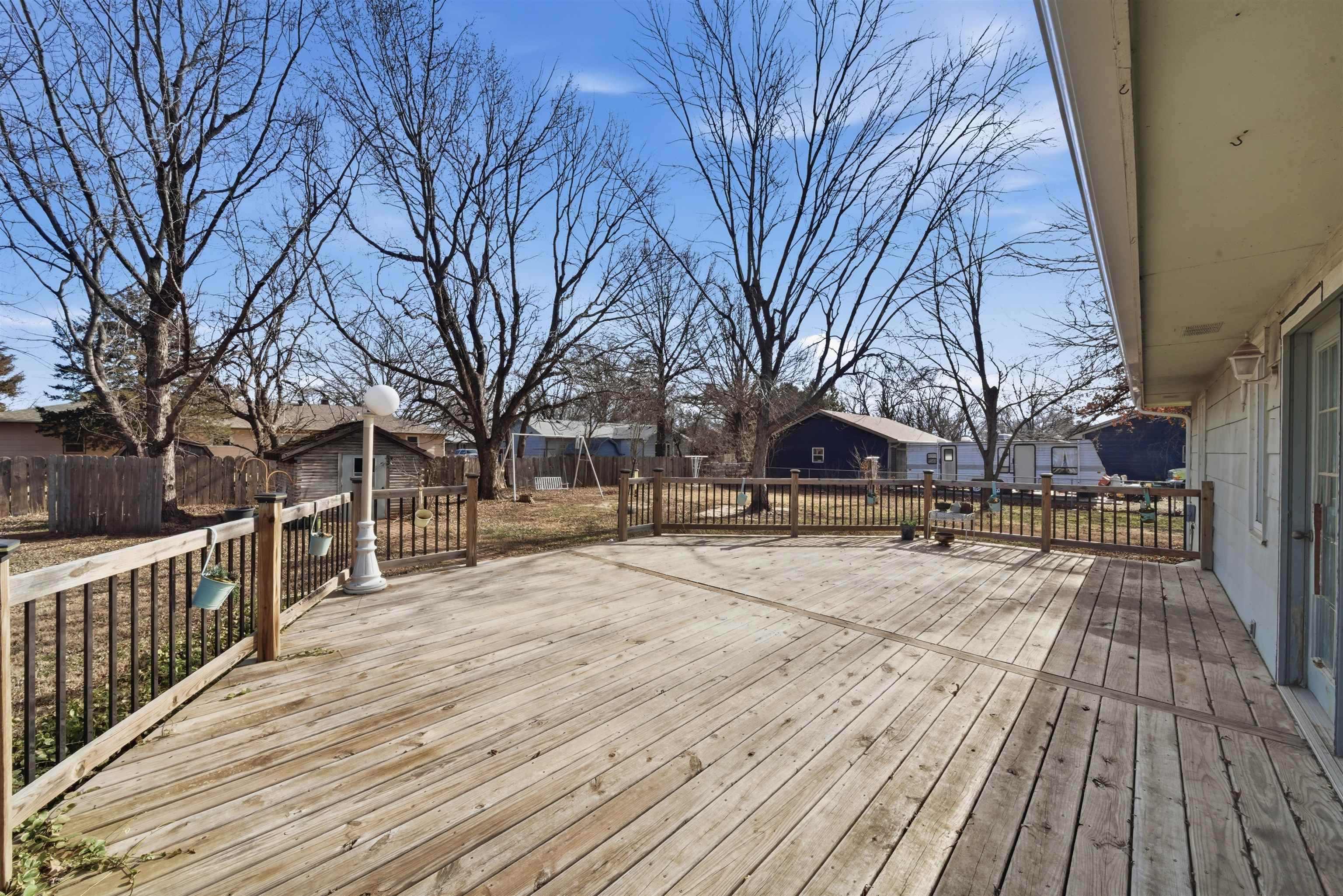 209 W Garnett Court Garden Plain KS 67050