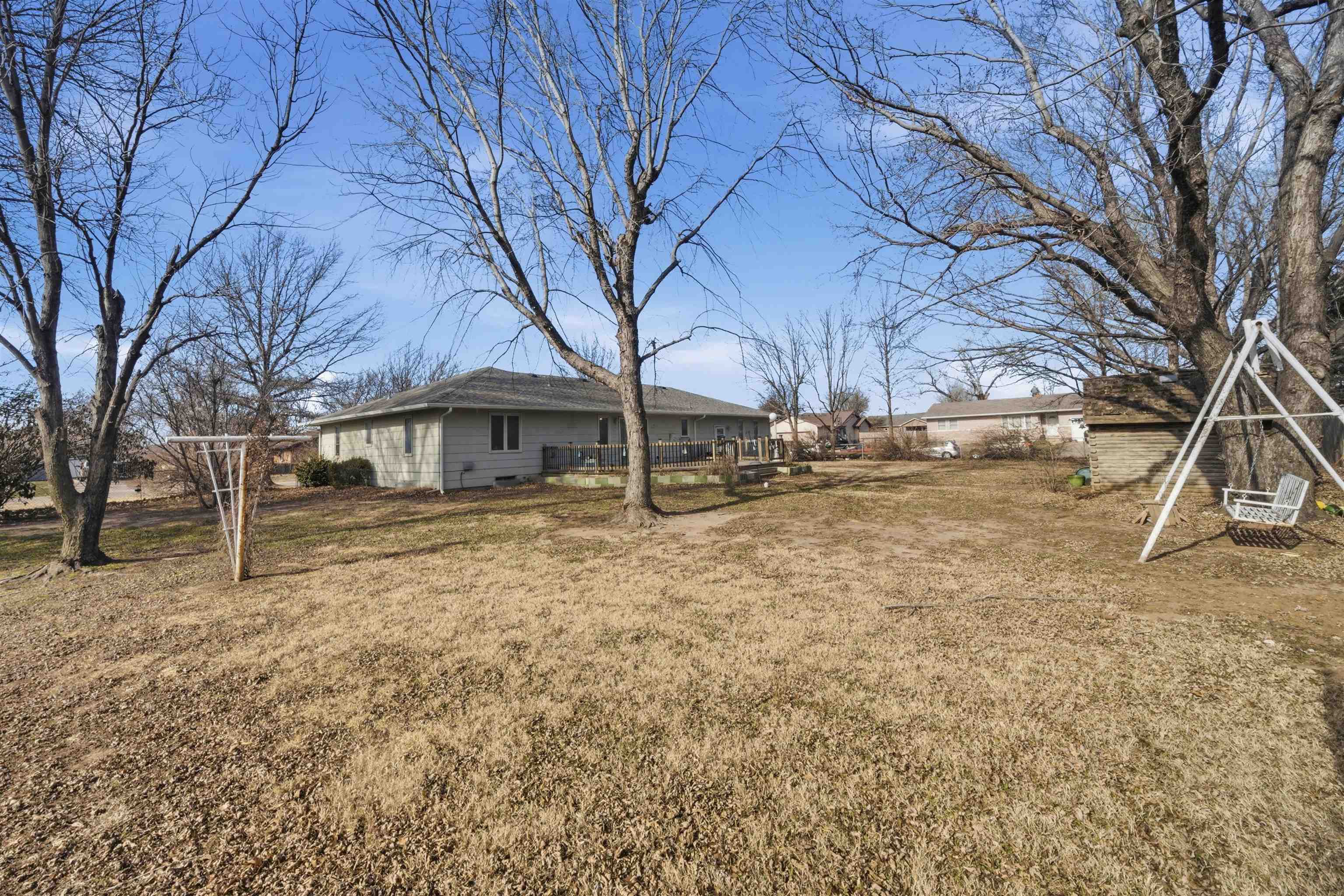 209 W Garnett Court Garden Plain KS 67050