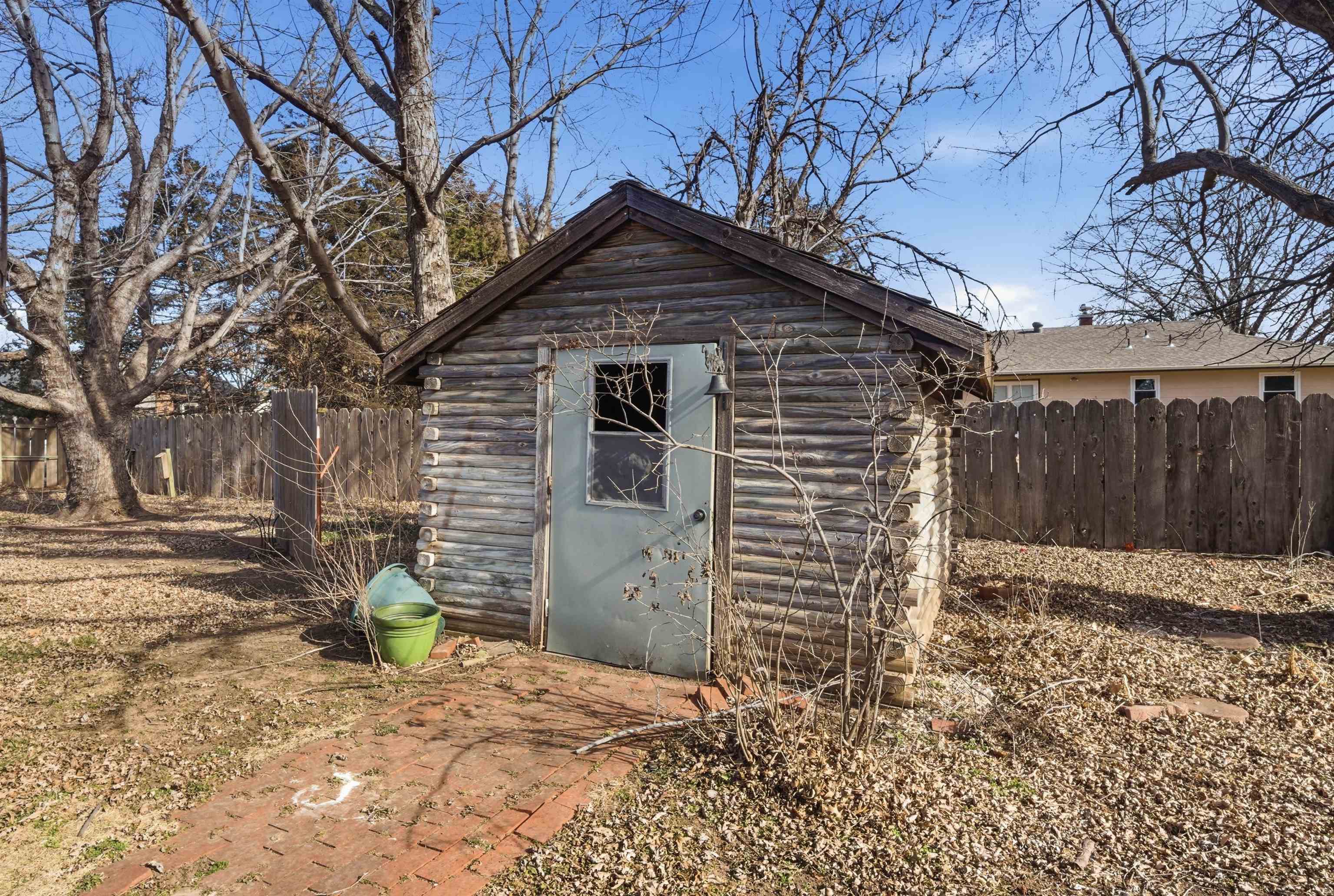 209 W Garnett Court Garden Plain KS 67050