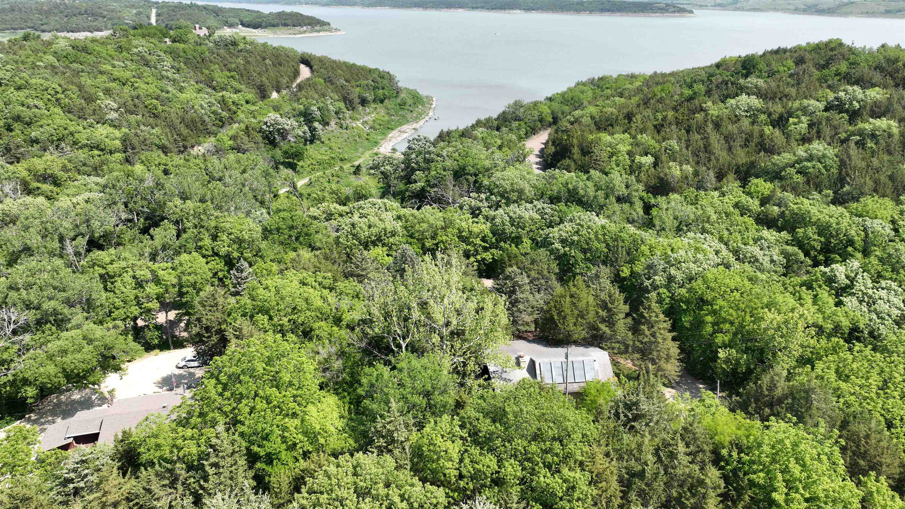 7086 Mill Cove Drive Manhattan KS 66503