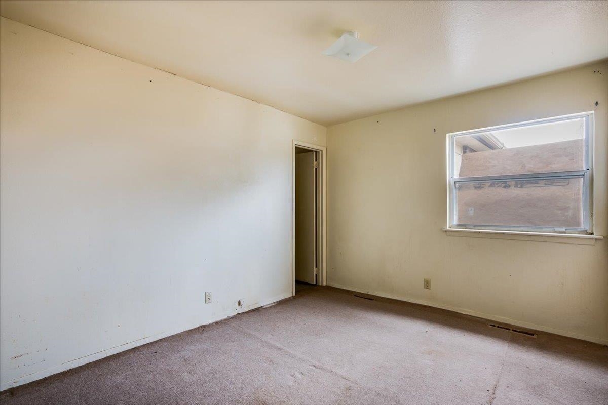 1516 E Del Mar Wichita KS 67216