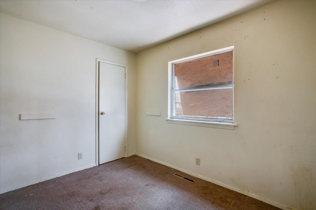 1516 E Del Mar Wichita KS 67216