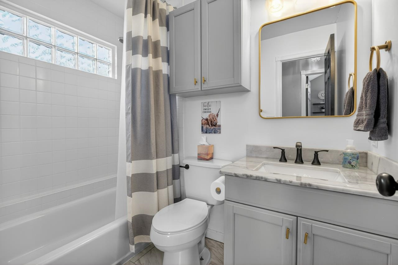 1635 S Tara Falls Court Wichita KS 67207