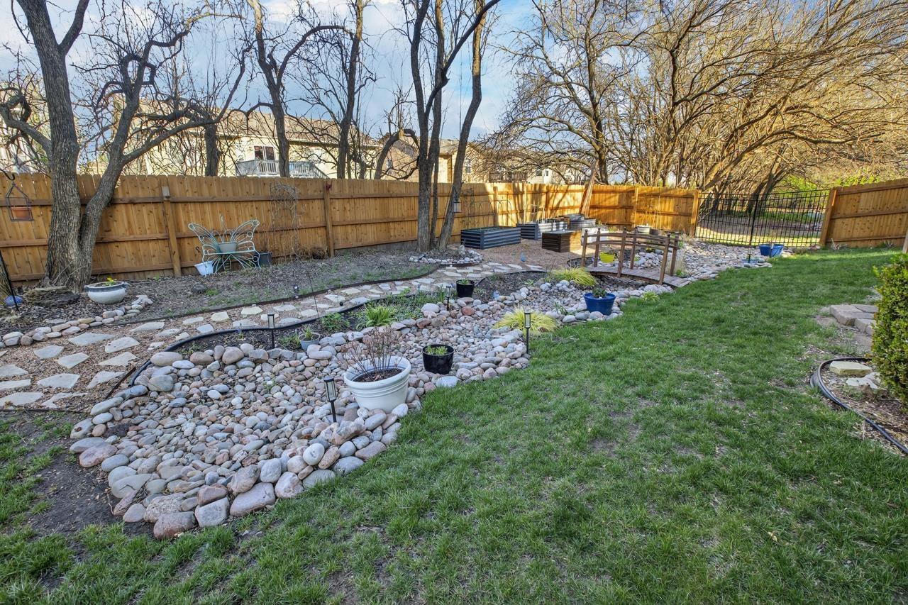 1635 S Tara Falls Court Wichita KS 67207