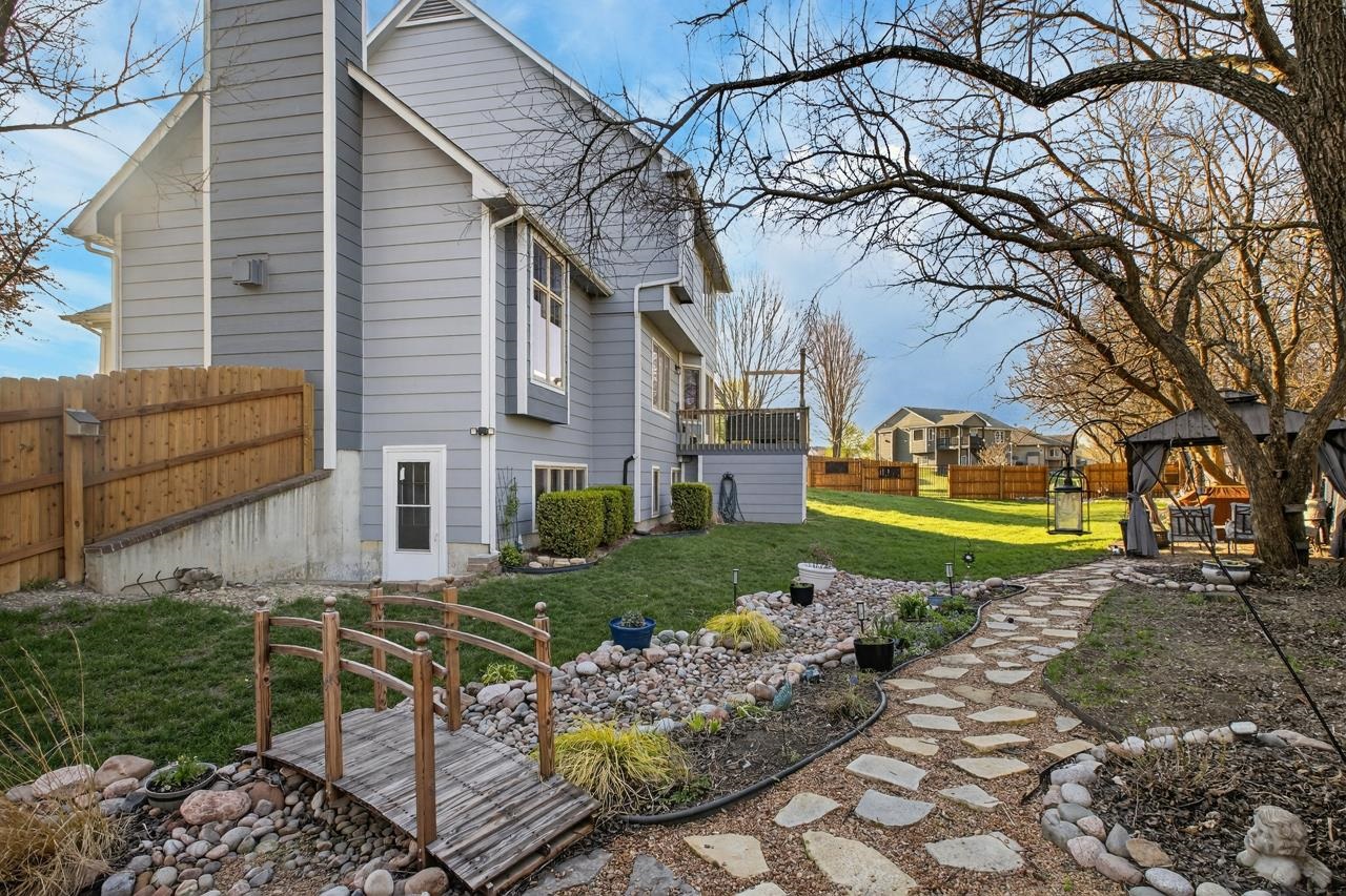 1635 S Tara Falls Court Wichita KS 67207