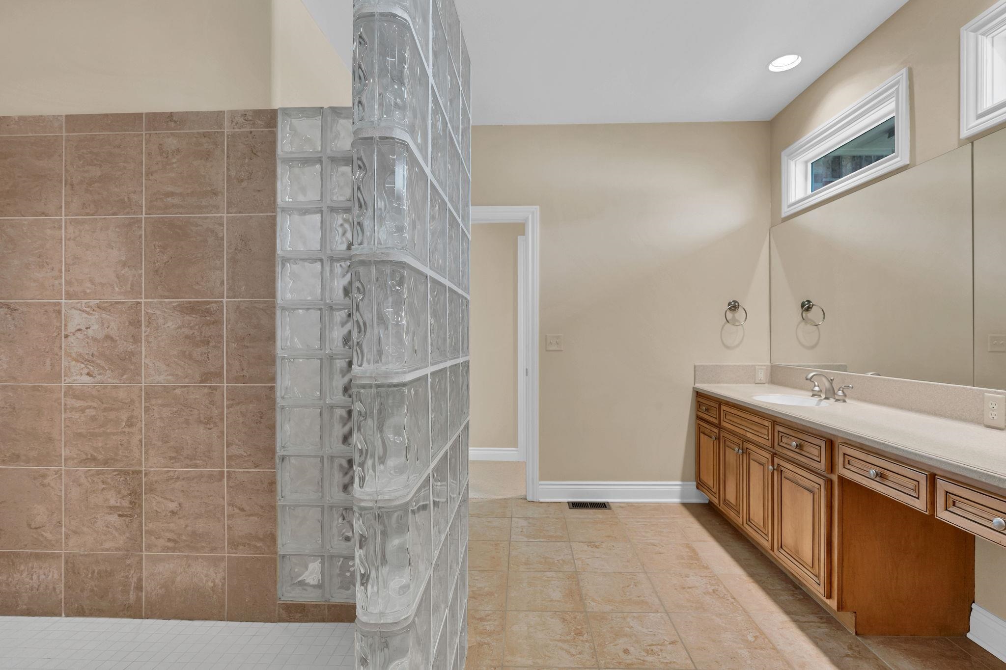 3 N Stagecoach Court Wichita KS 67230