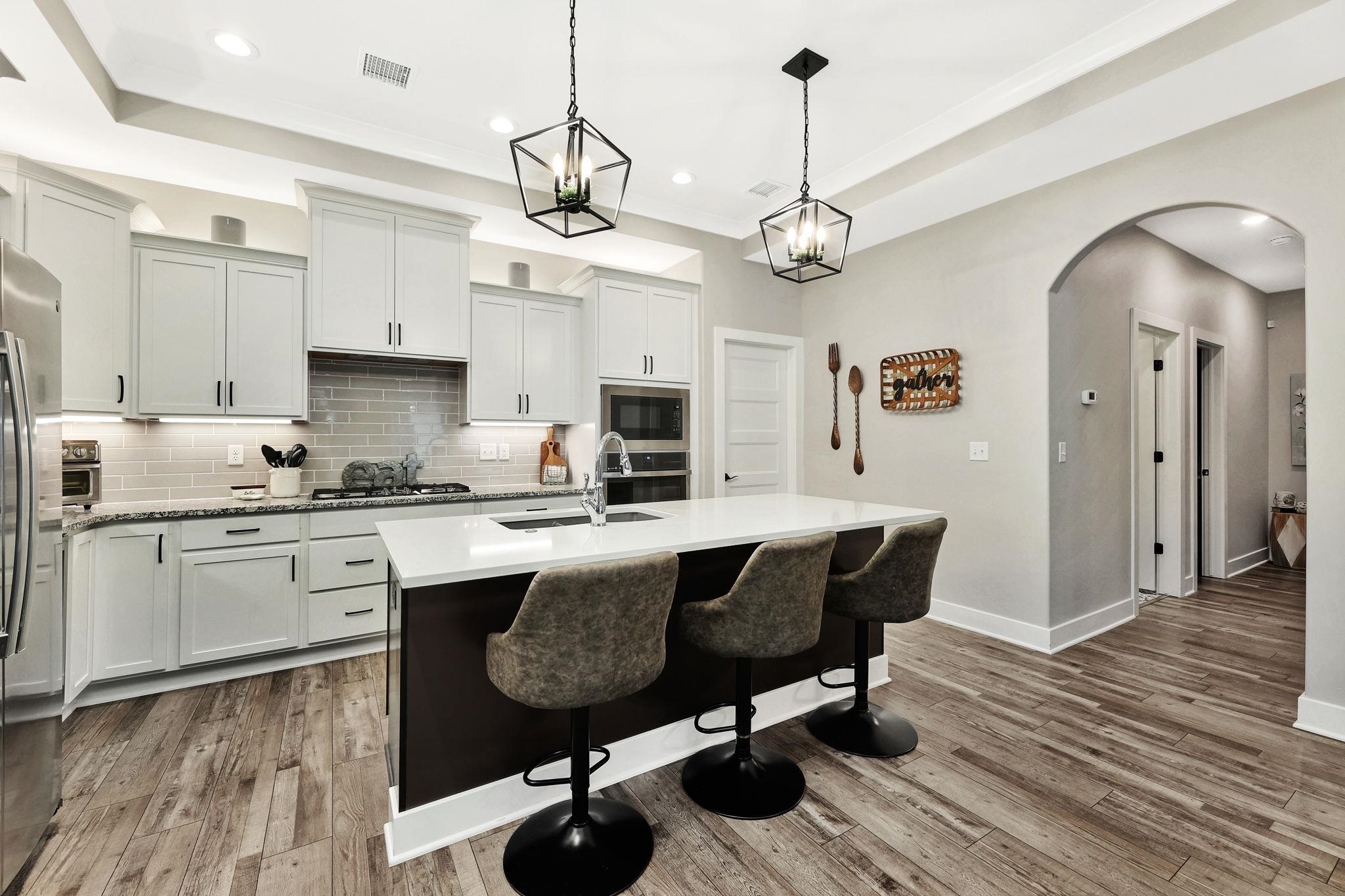 724 E Park Place Andover KS 67002