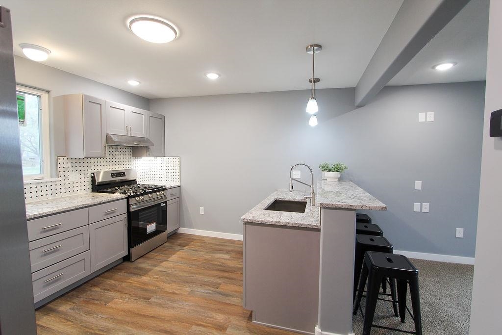 1203 N High Street Newton KS 67114