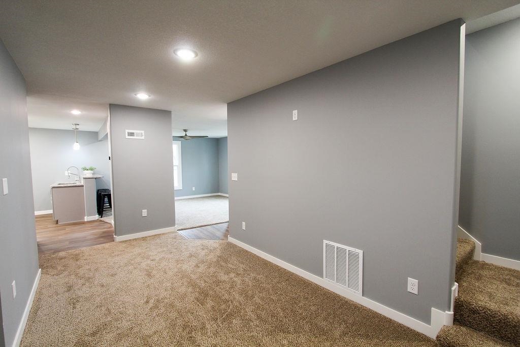 1203 N High Street Newton KS 67114
