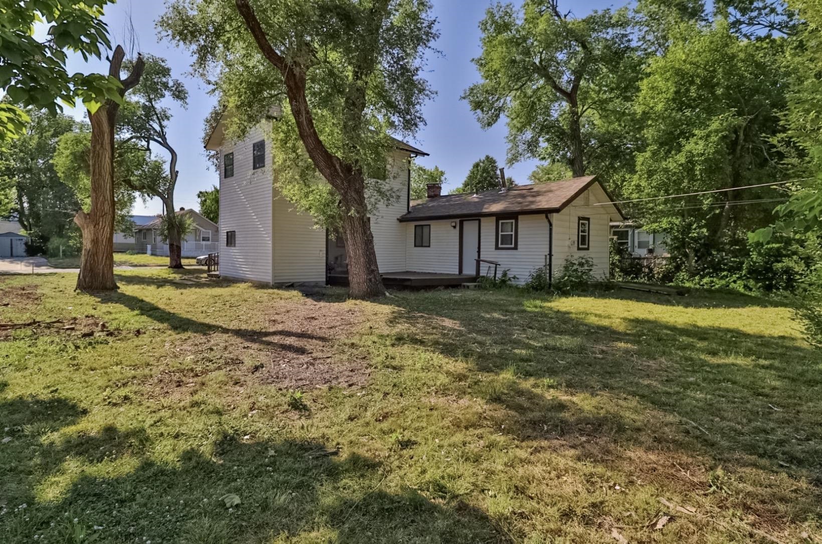 1928 S Mosley Avenue Wichita KS 67211