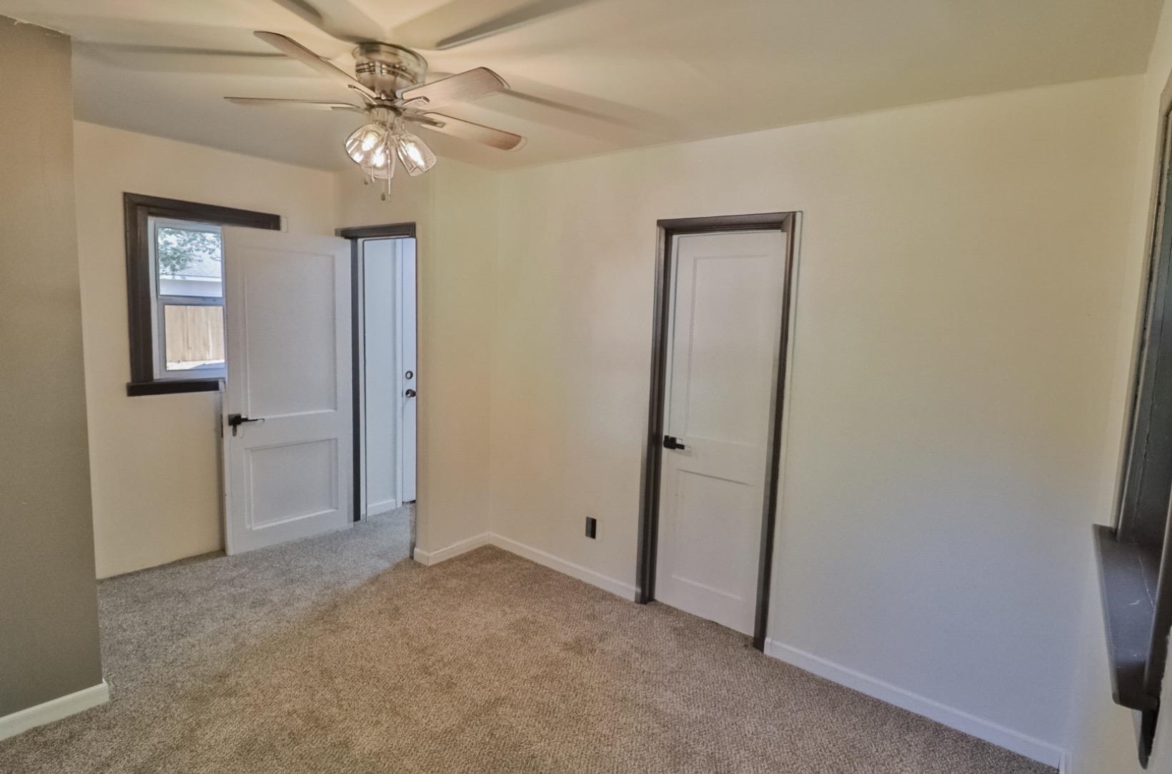 1928 S Mosley Avenue Wichita KS 67211