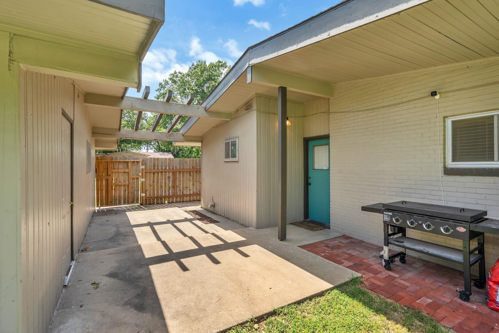 2550 N Roosevelt Avenue Wichita KS 67220