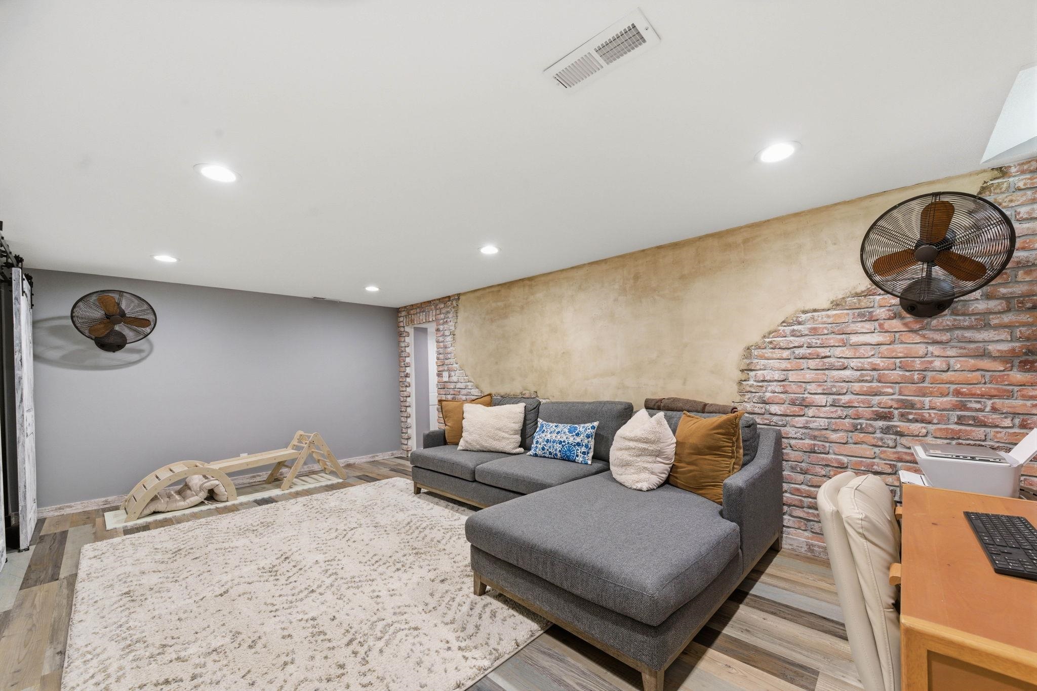 146 N Battin Street Wichita KS 67208