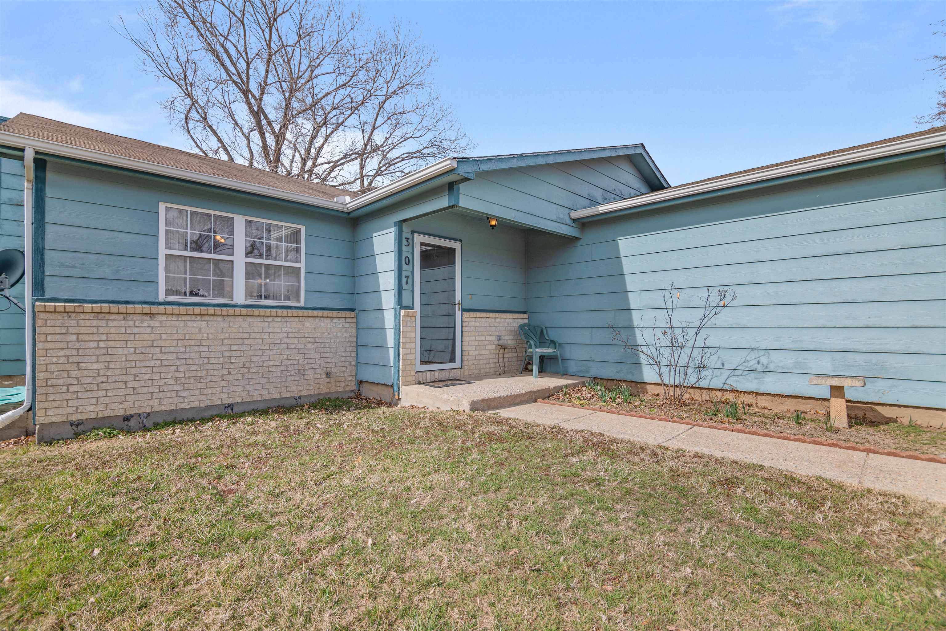 307 N Sioux Street Kechi KS 67067