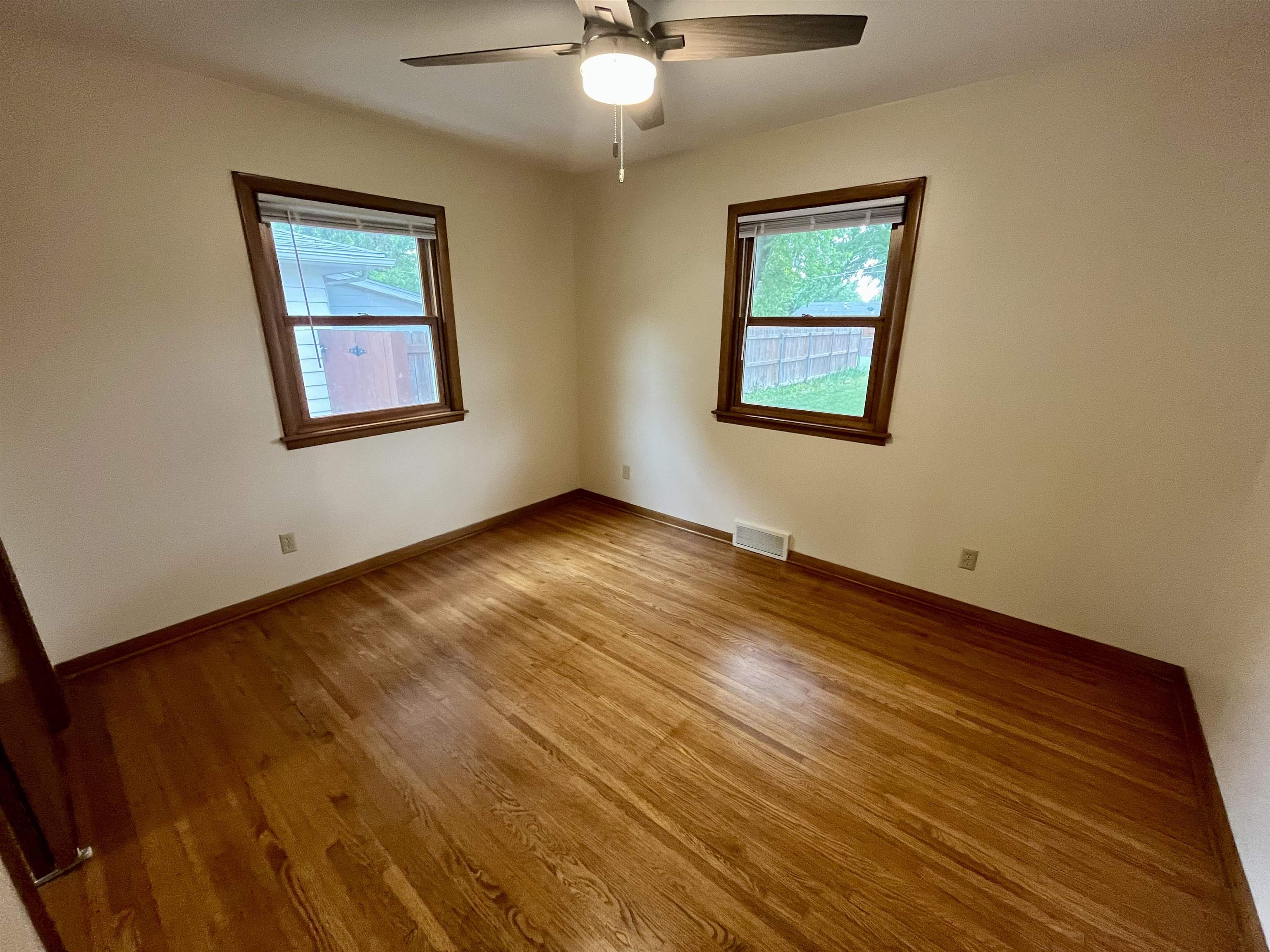 1417 W 6th Street Newton KS 67114